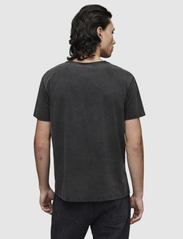 AllSaints - bodega ss crew - basic t-shirts - washed black - 5