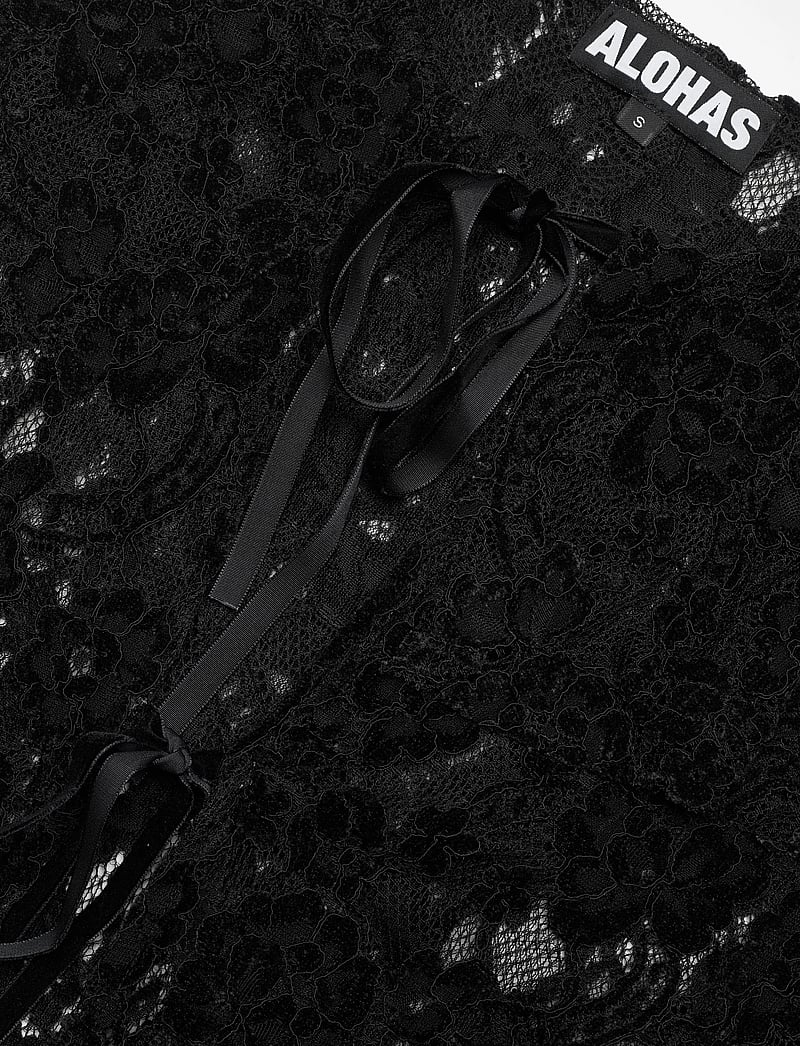 ALOHAS - Tolpa Lace Black Blouse - langärmlige blusen - lace black - 3