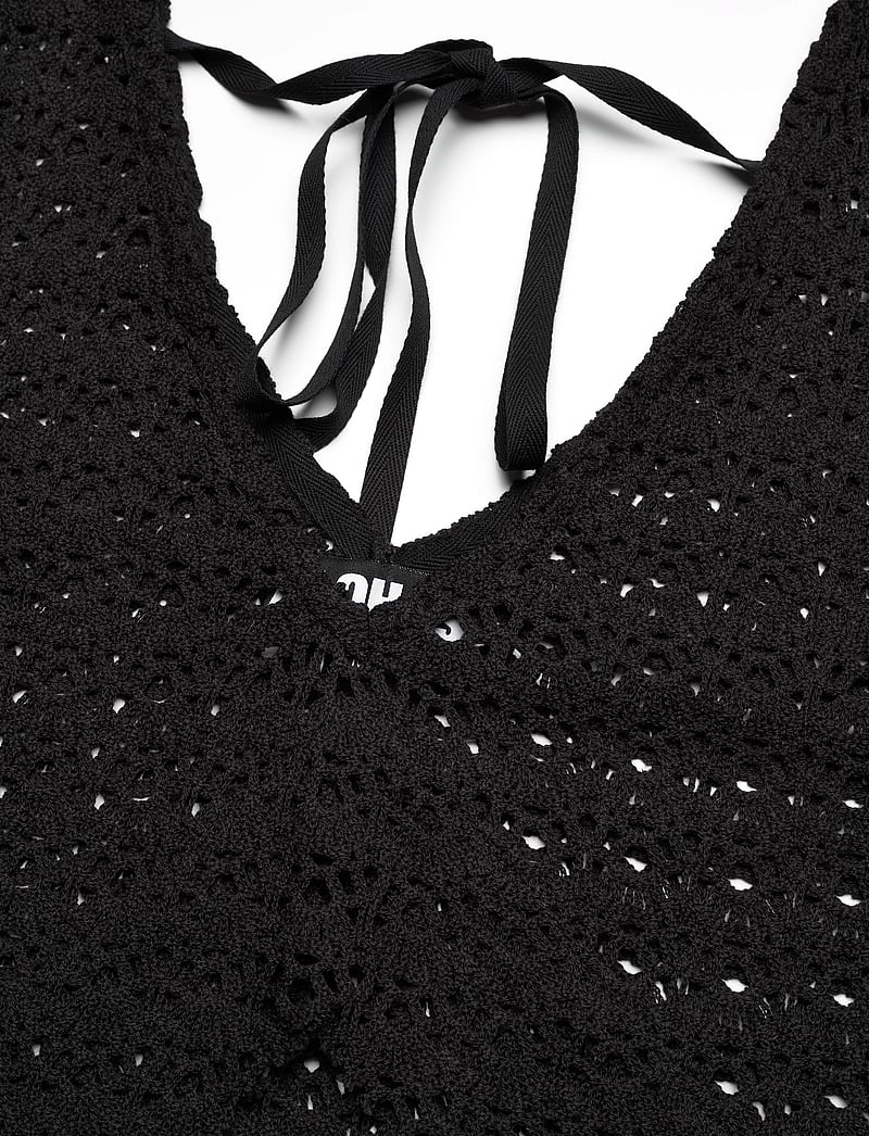 ALOHAS - Kioko Black Top - sleeveless tops - black - 2