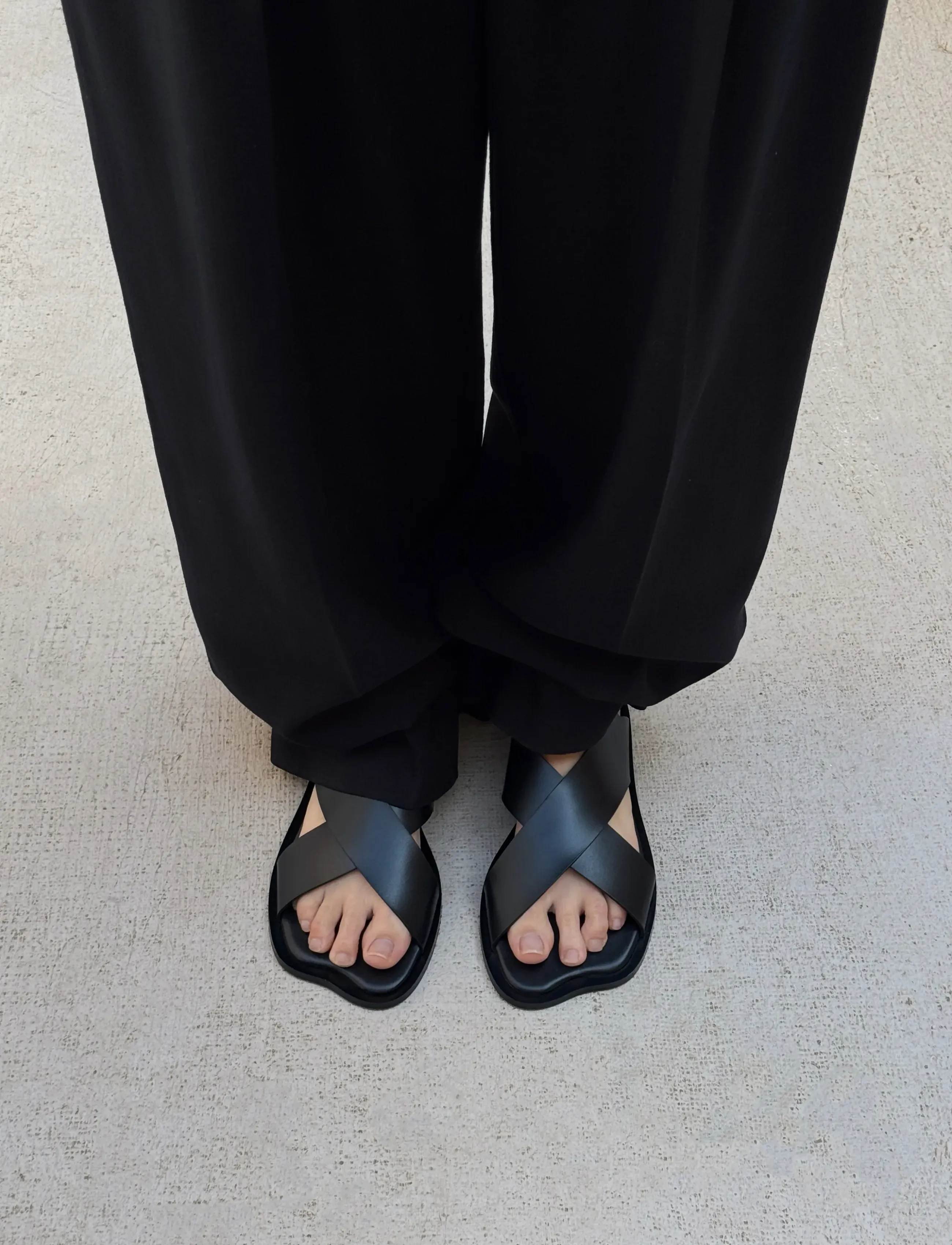 ALOHAS Nalu Black Leather Sandals, 40, Schwarz - Flat Frauen