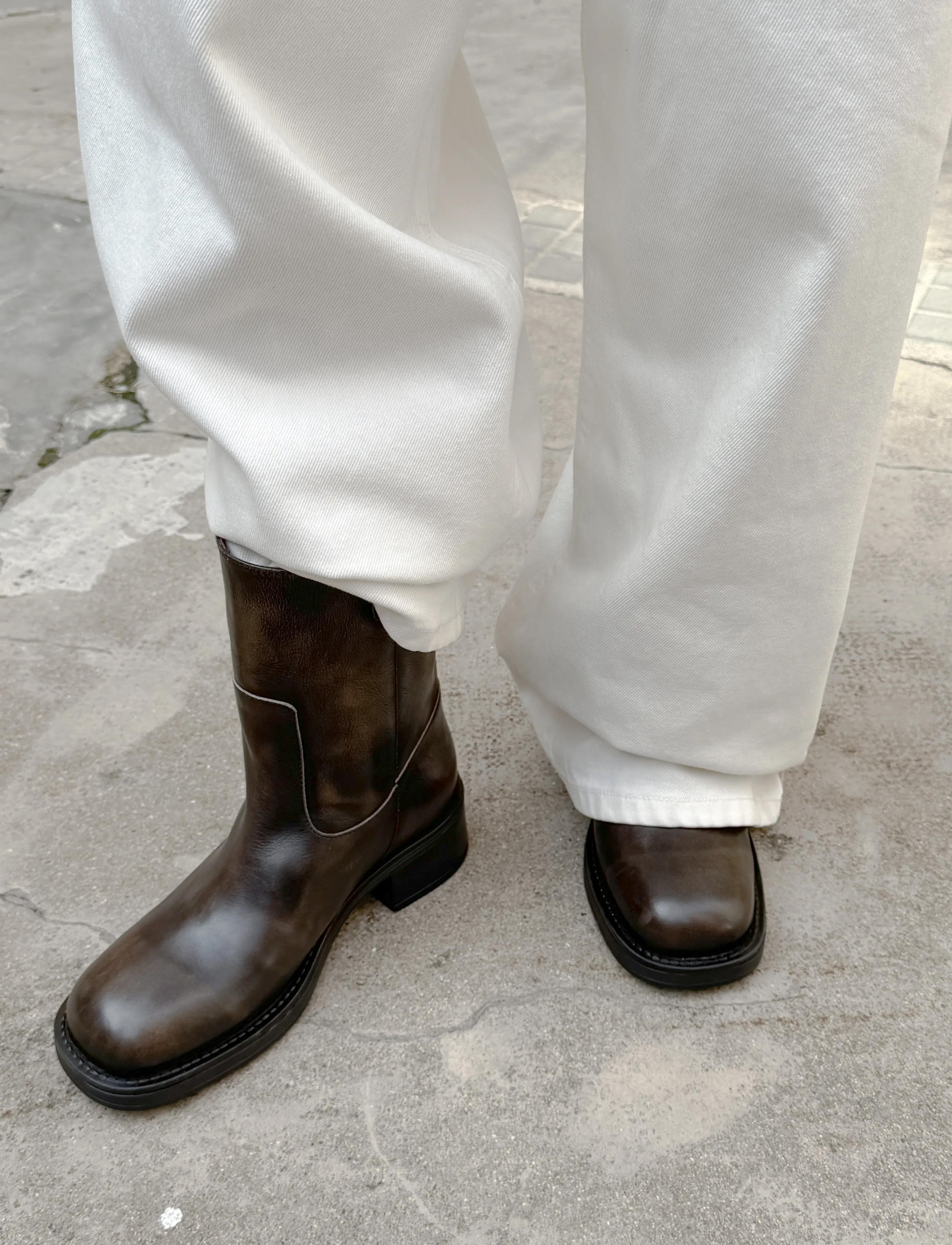 ALOHAS - Rajan Black Leather Boots - bronze brown - 3