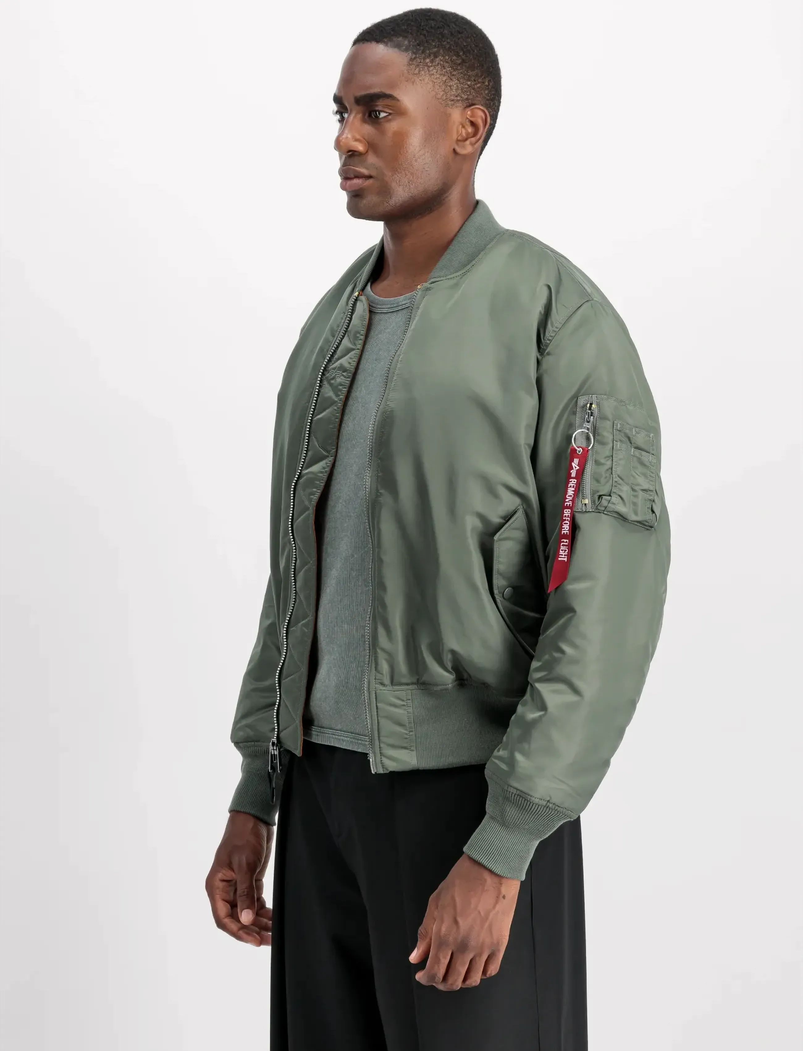 Alpha Industries Ma-1 Heritage, M, Jackets, Khakigrün - Bomber Männerswear