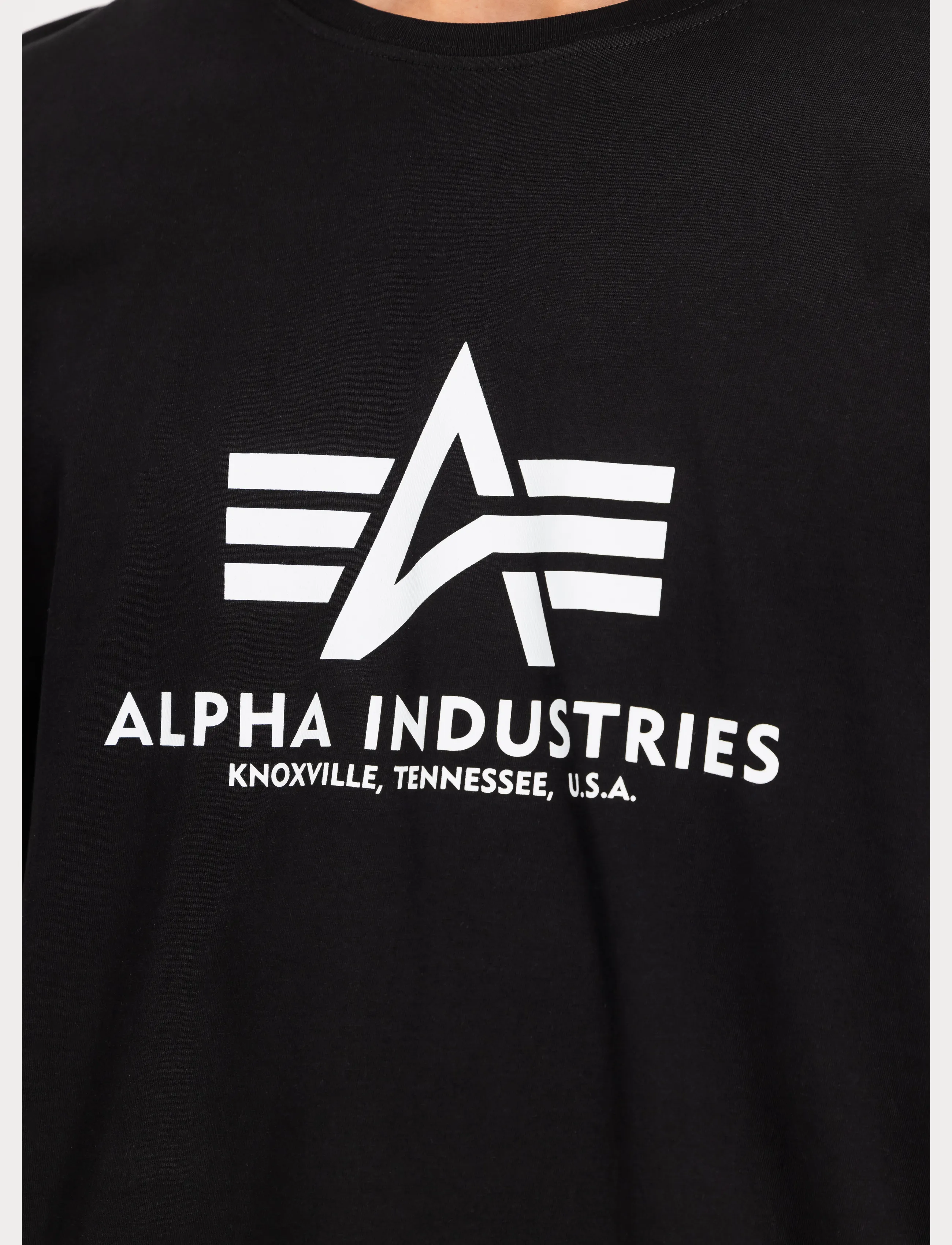 Alpha Industries - Basic T-Shirt BL - lühikeste varrukatega t-särgid - black - 4