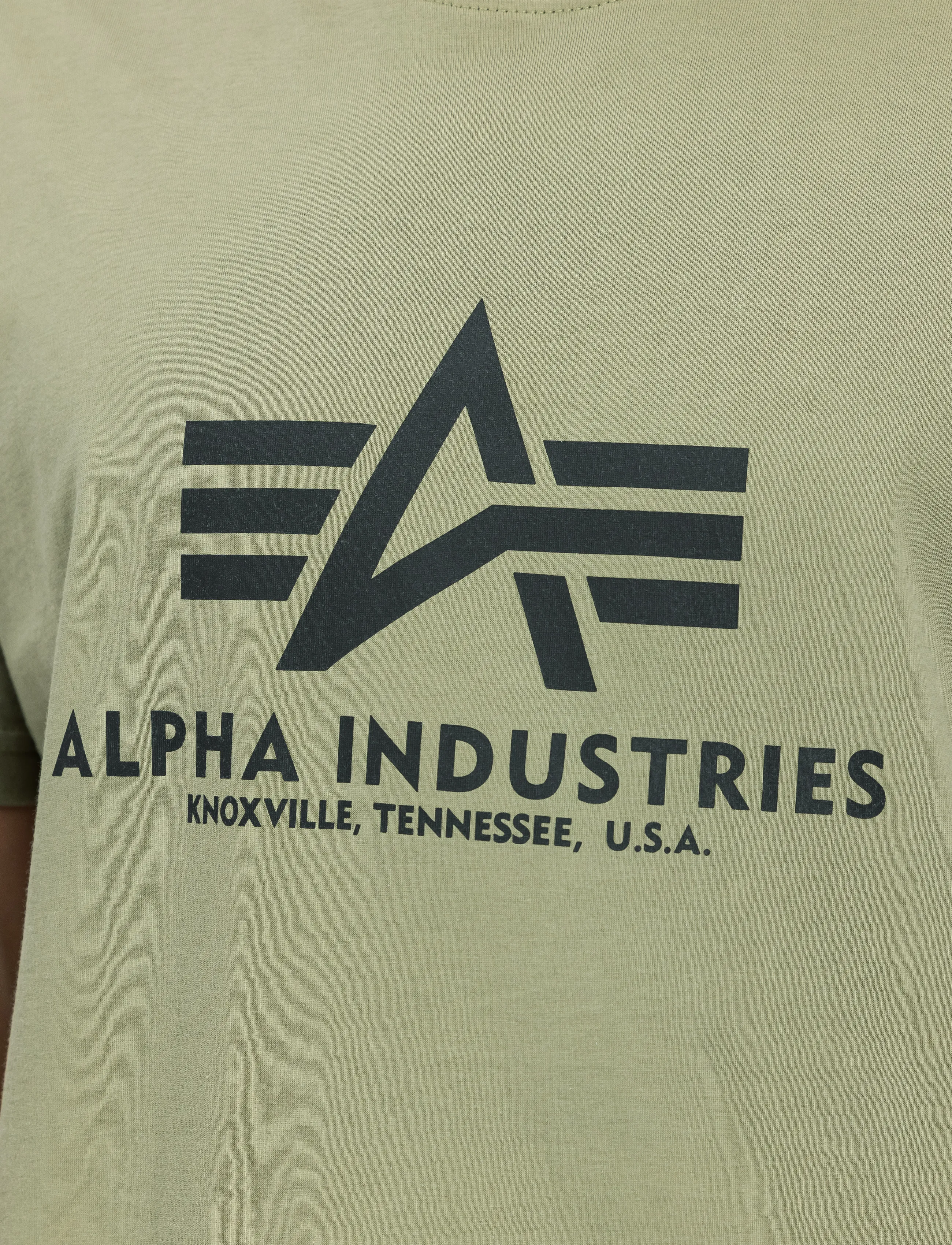 Alpha Industries - Basic T-Shirt BL - lühikeste varrukatega t-särgid - olive - 4