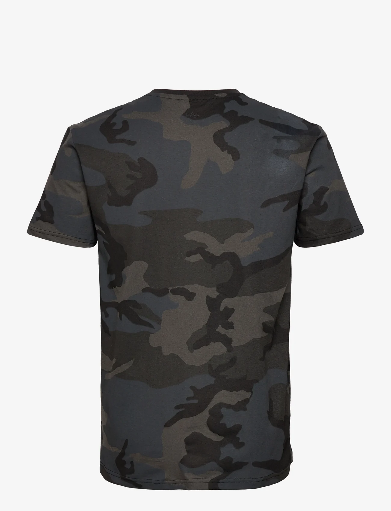 Alpha Industries - Basic T-Shirt Camo - kortärmade t-shirts - black camo - 1
