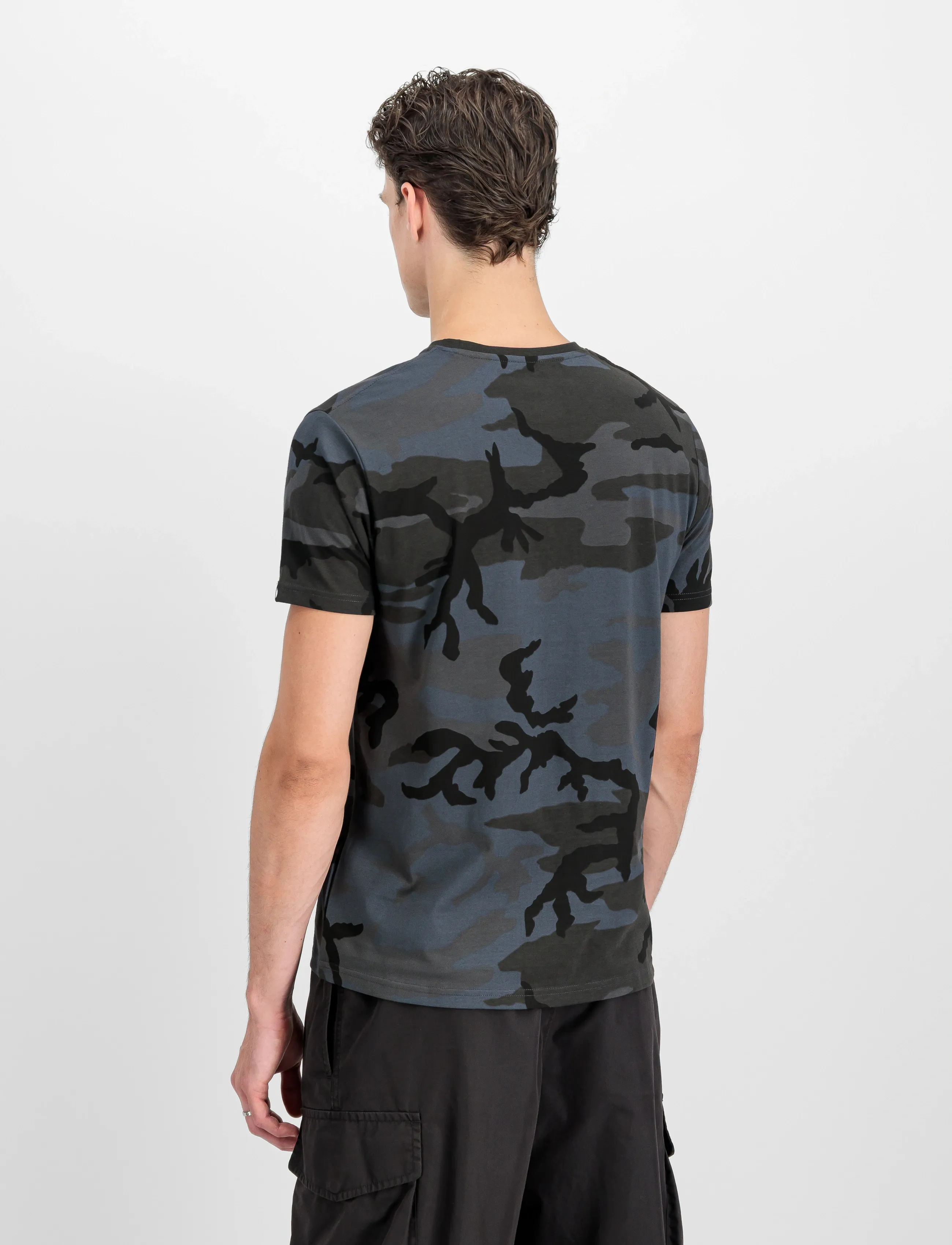 Alpha Industries - Basic T-Shirt BL Camo - kurzärmelig - black camo - 3