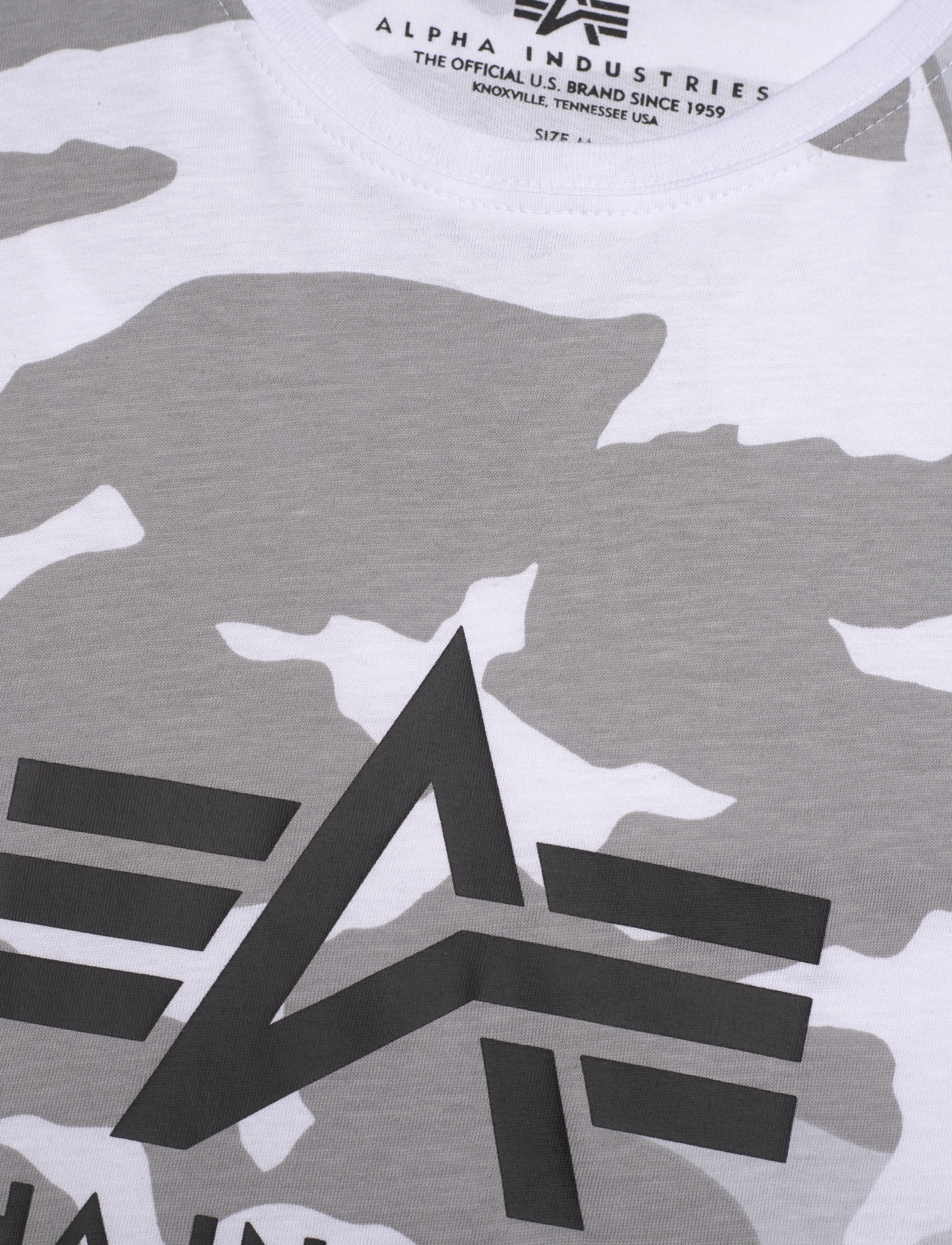 Alpha Industries - Basic T-Shirt BL Camo - short-sleeved t-shirts - white camo - 4