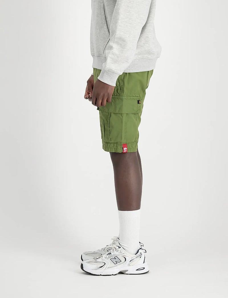 Alpha Industries - Ripstop Jogger Short - cargo shorts - olive - 4