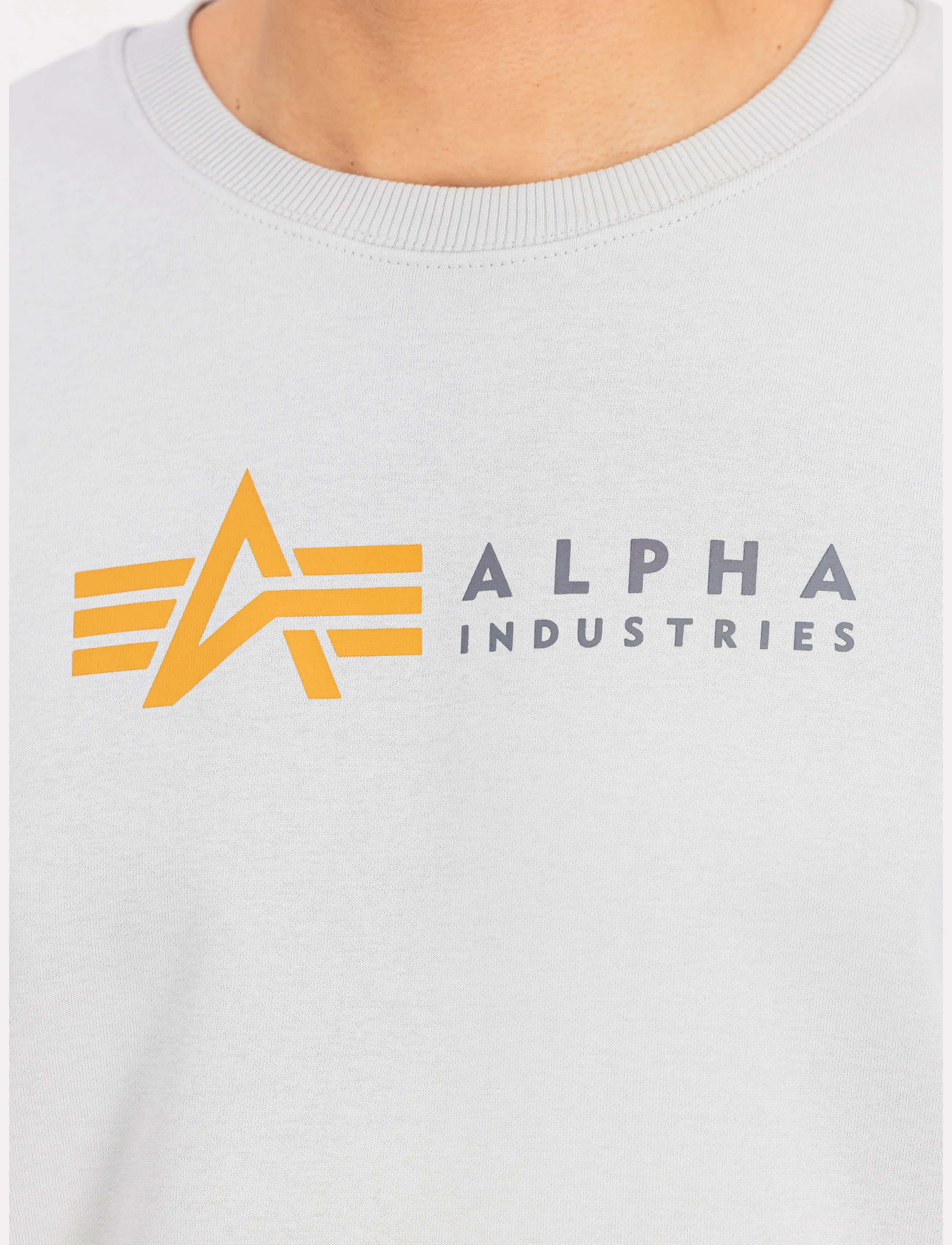 Alpha Industries - Alpha Label Sweatshirt - pastel grey - 4