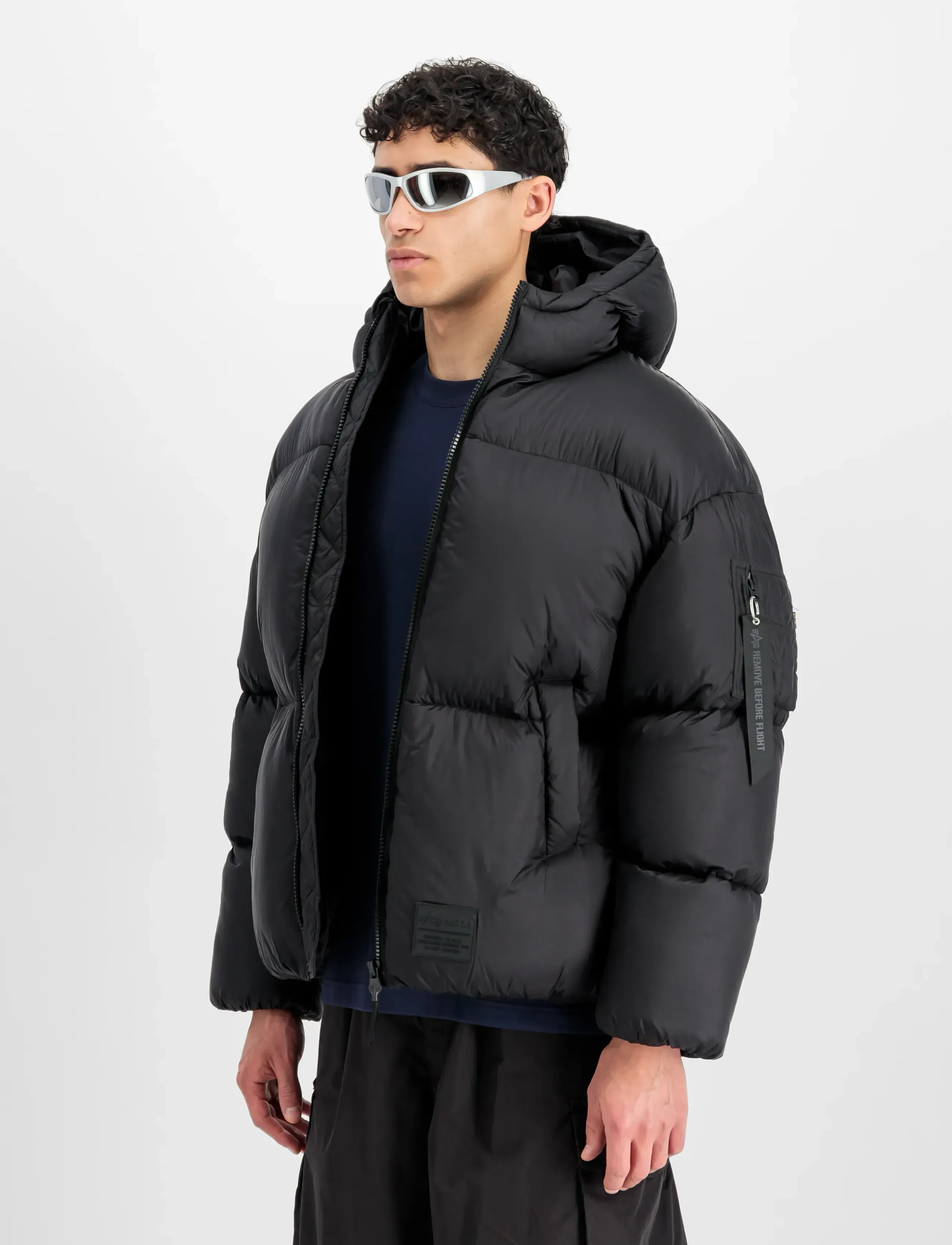 Alpha Industries Cloud Puffer Bomber, Hætte Puffer Bomber Jakke, Sort, Str: S