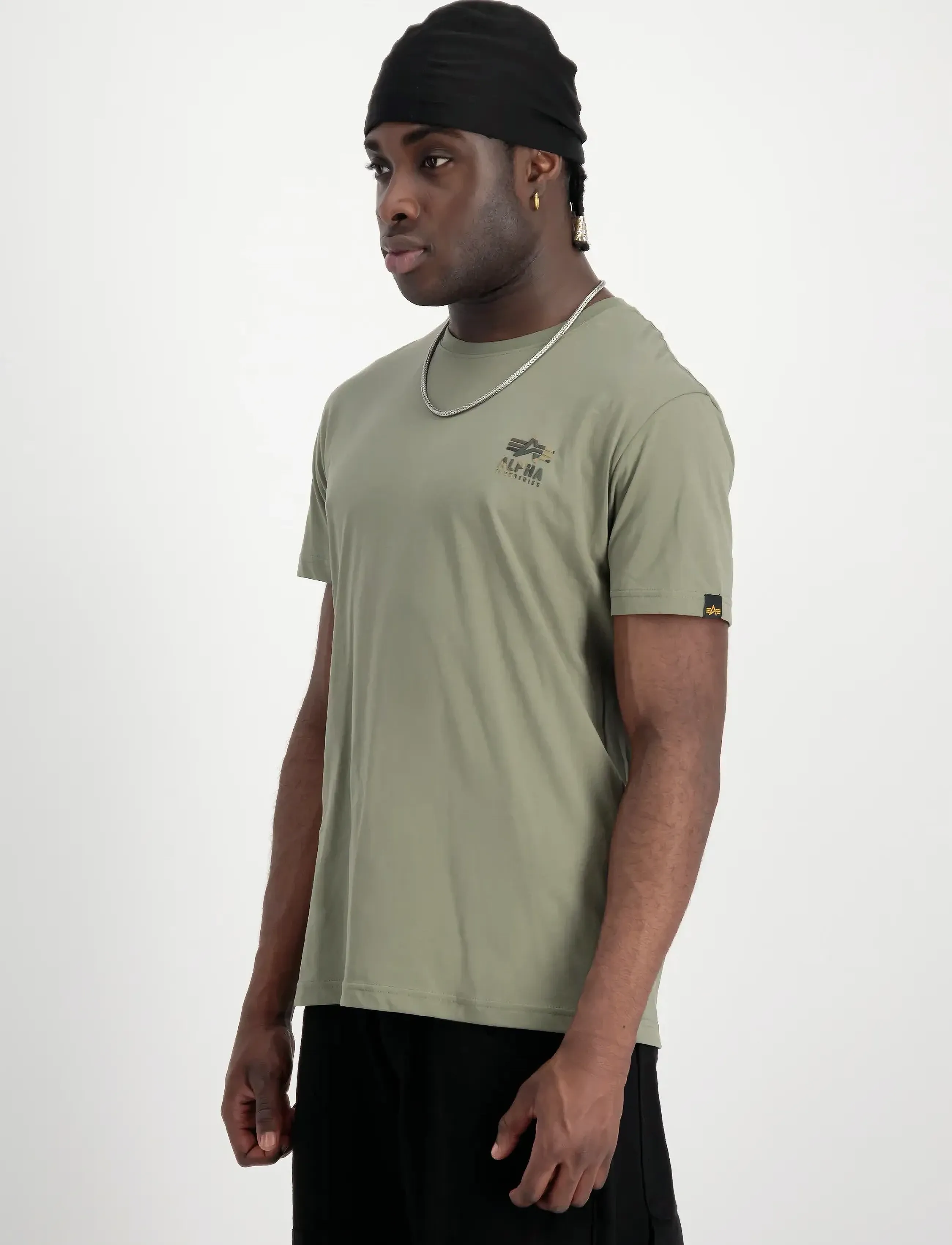 Alpha Industries Camo Logo Puff Print Back Print T, Mænd, T-Shirt, Kakigrøn, Str: S