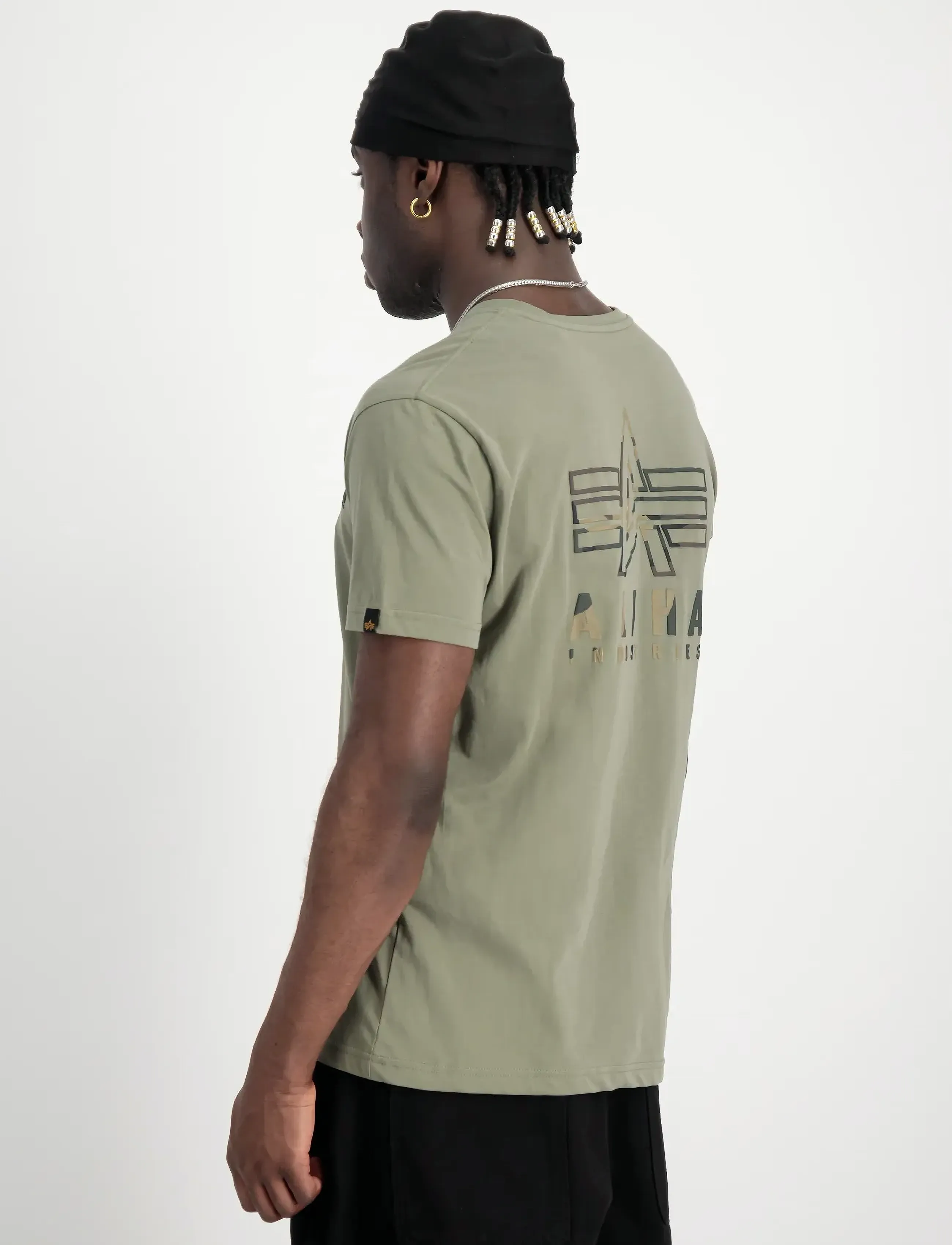 Alpha Industries - Camo Logo Puff Print Back Print T - kortärmade t-shirts - olive - 3