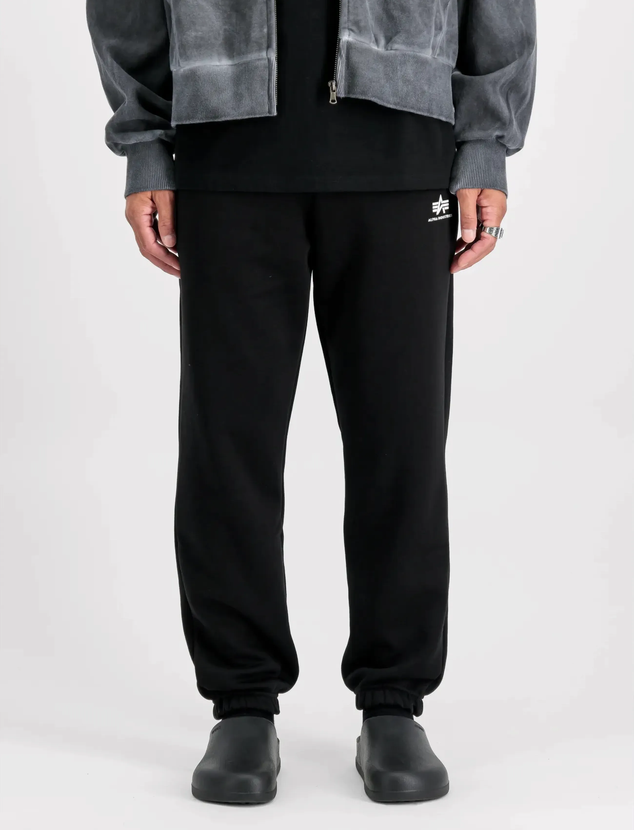 Alpha Industries Basic Jogger SL II - Tänavastiil - BLACK / black