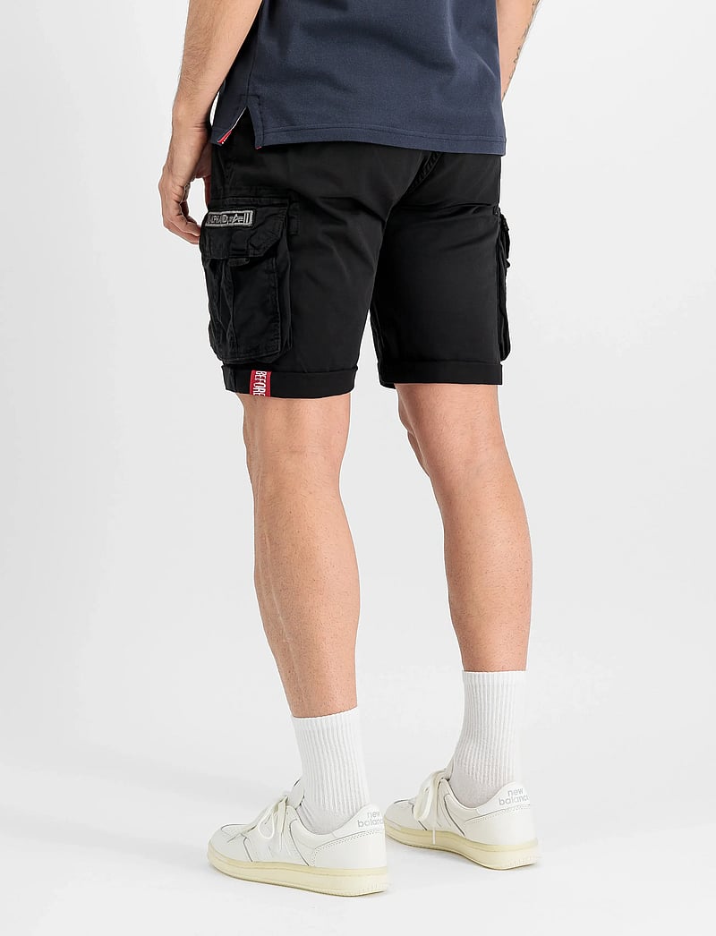 Alpha Industries - Crew Short - cargo shorts - 03 - 3