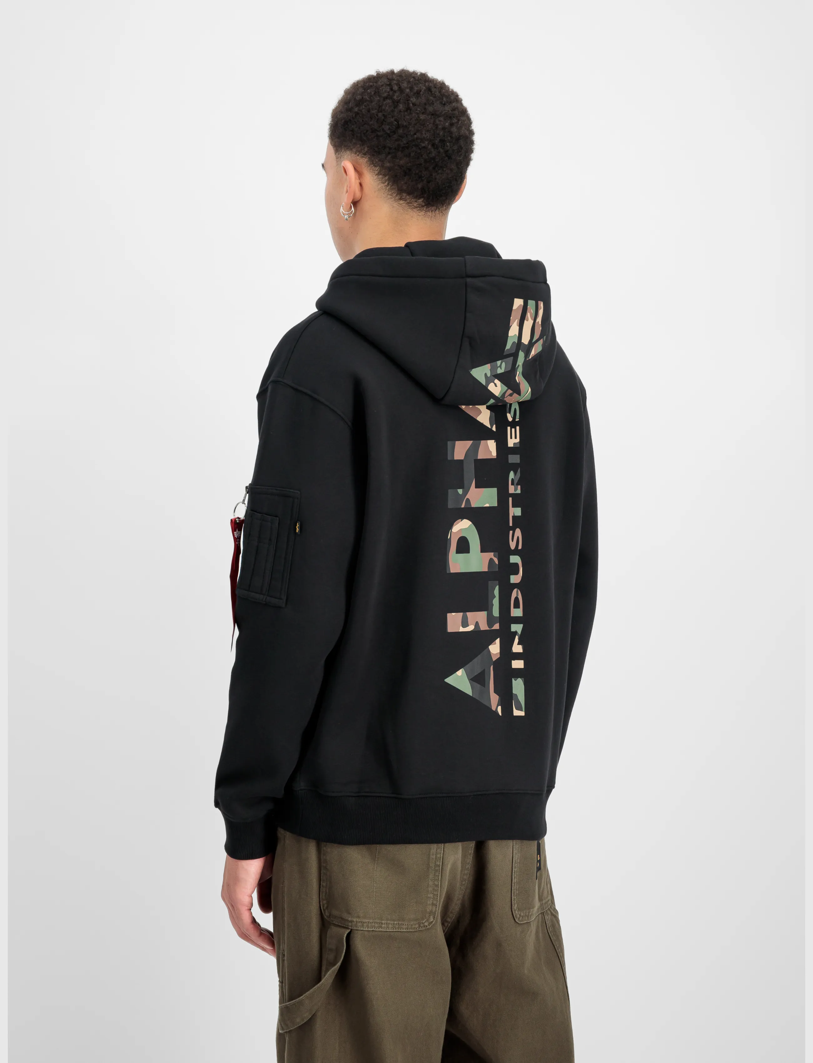 Alpha Industries - Backprint Hoodie Camo Print - black/woodland - 4