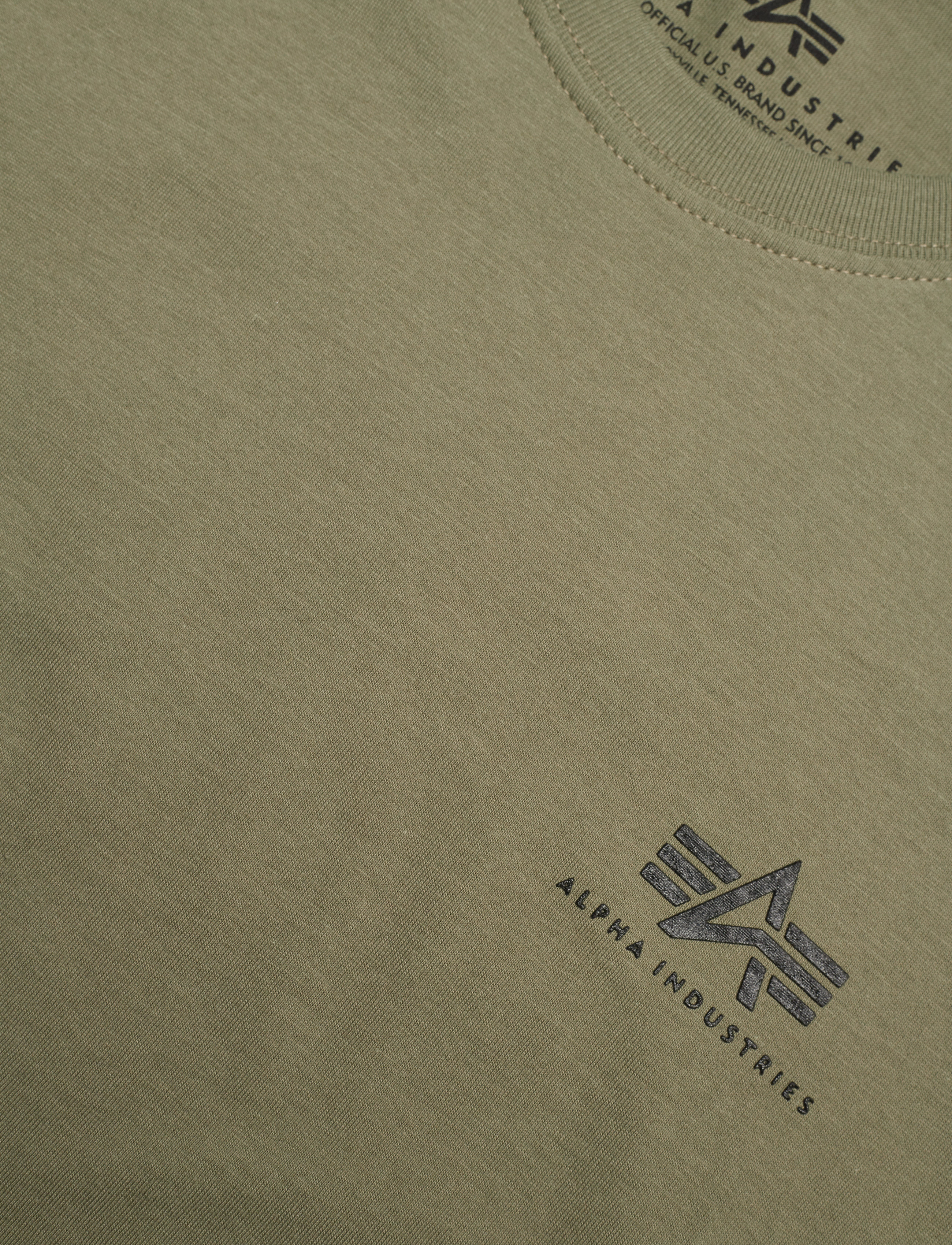 Alpha Industries - Basic T Small Logo - stutterma bolir - olive - 2