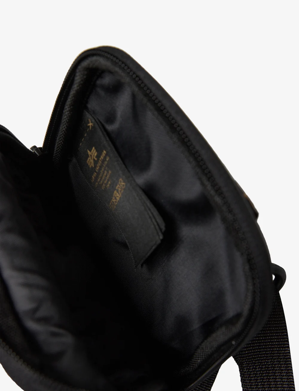 Alpha industries sling bag shop