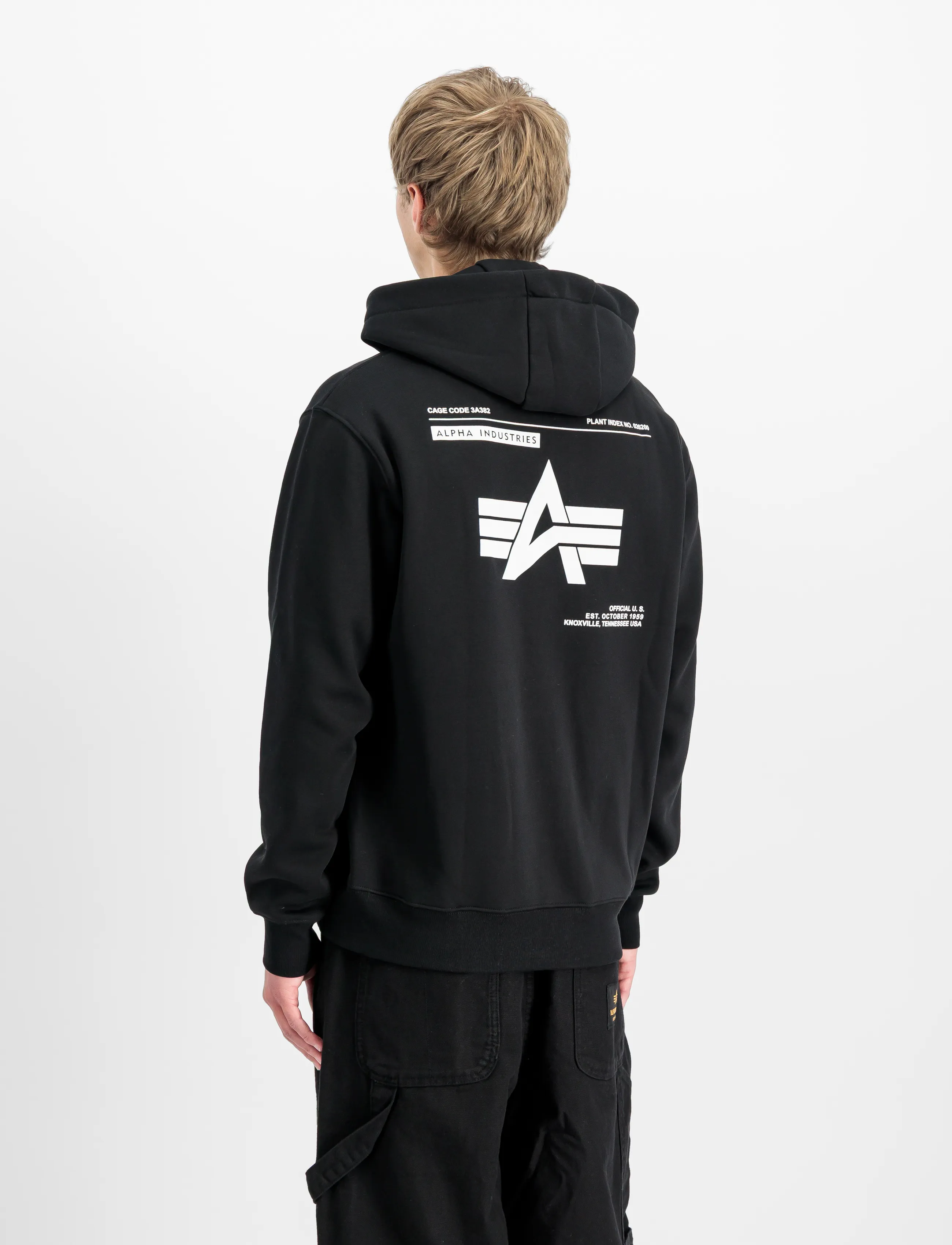 Alpha Industries - Label Hoodie Backprint - hættetrøjer - black - 3