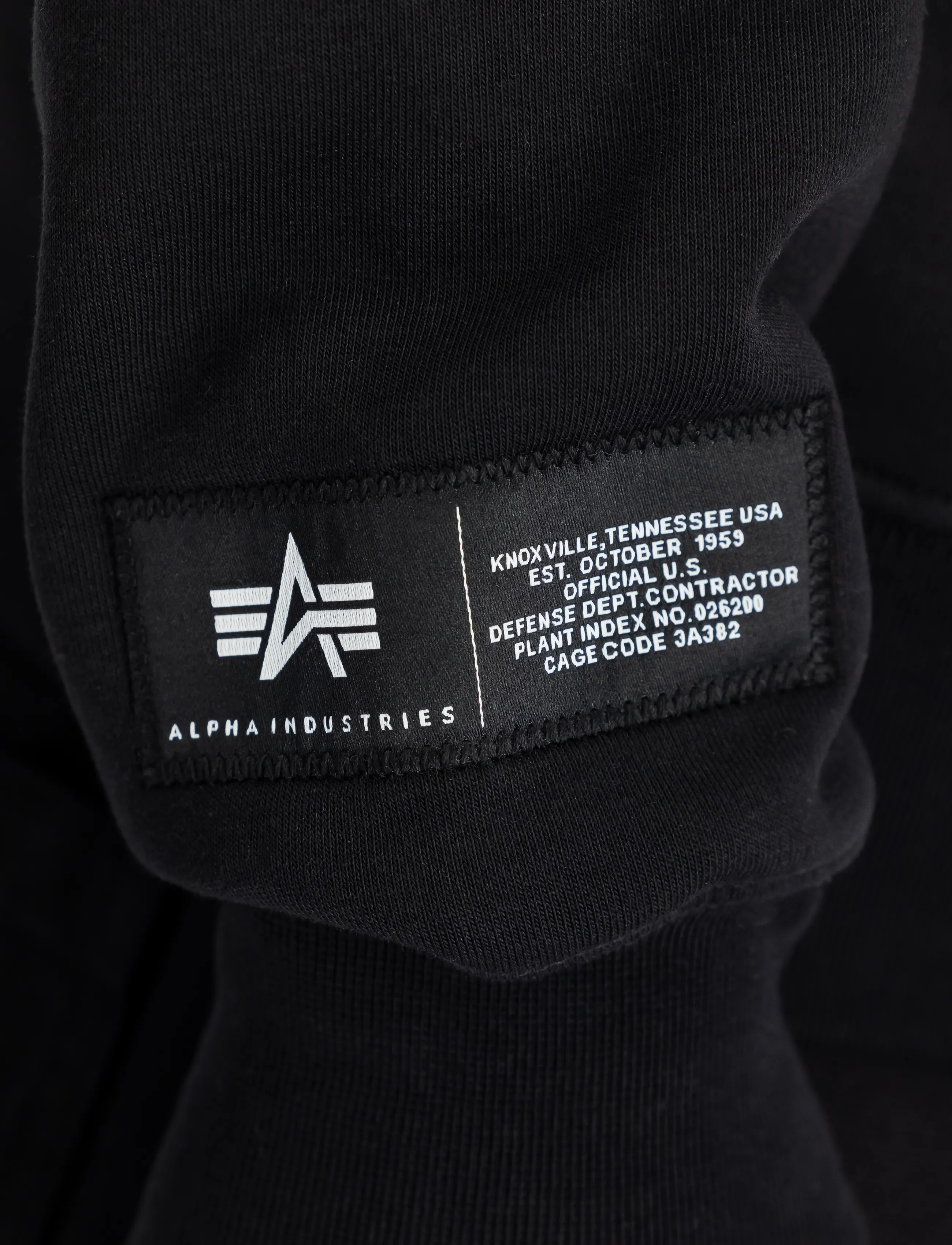 Alpha Industries - Label Hoodie Backprint - hættetrøjer - black - 4
