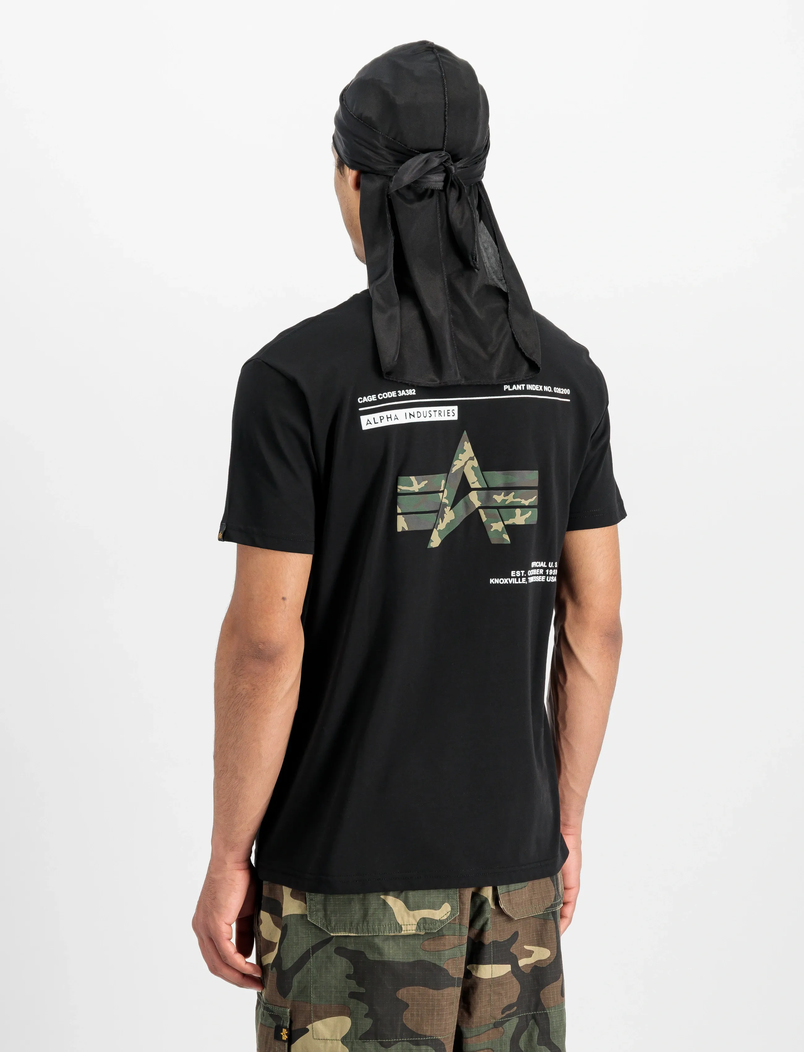Alpha Industries - Camo Label Backprint T-Shirt - short-sleeved t-shirts - black - 3