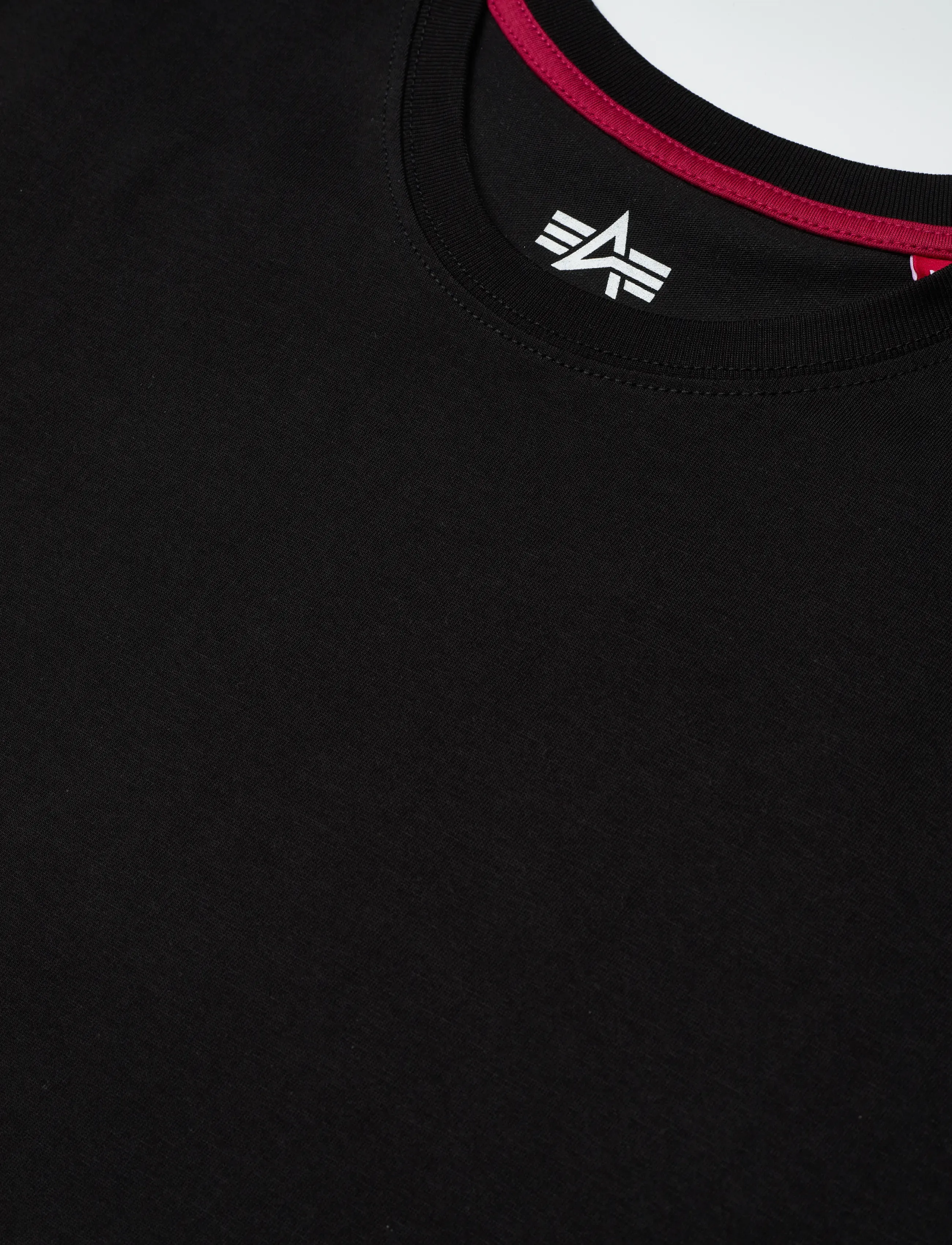 Alpha Industries - Camo Label Backprint T-Shirt - short-sleeved t-shirts - black - 4