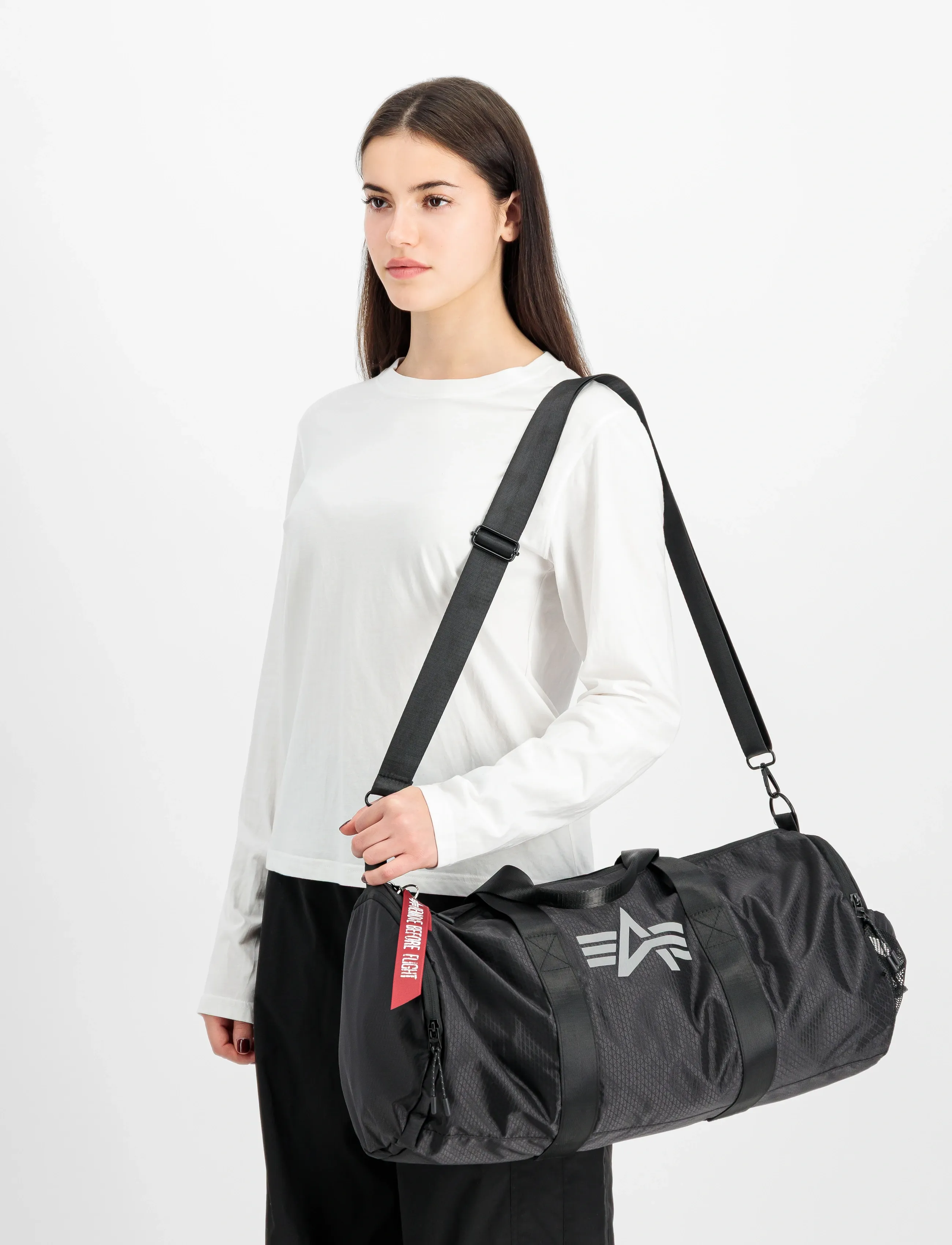Alpha Industries - Ripstop Packable Gym Bag - duffel bags - black - 5