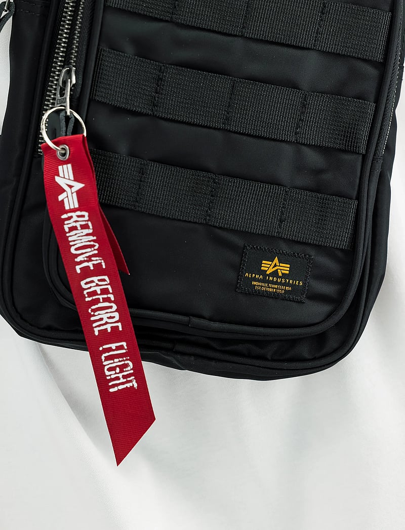 Alpha Industries - Label Sling Bag - nach stil kaufen - black - 4