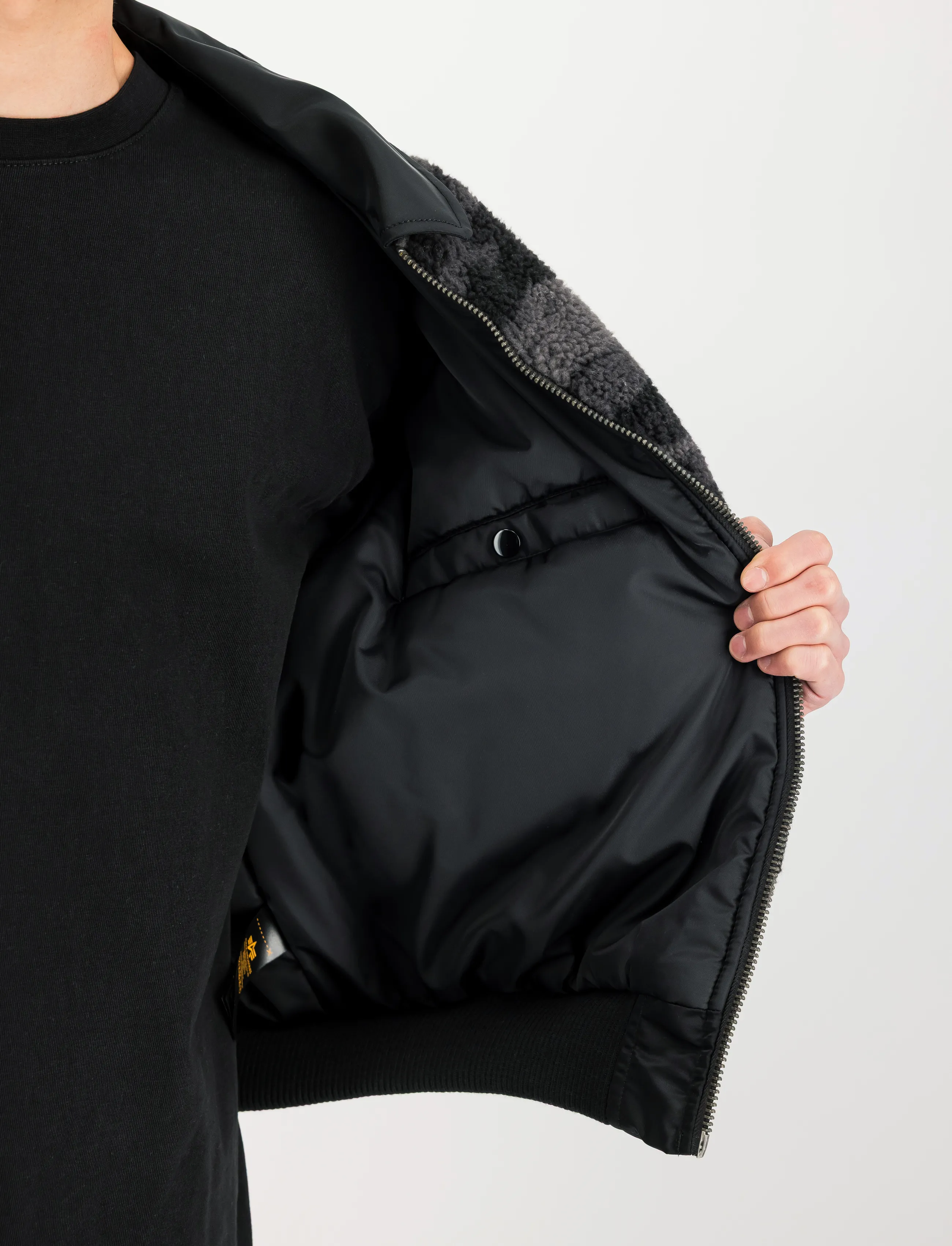 Alpha Industries CWU-45/P Teddy MOD Camo - Nach Stil kaufen - BLACK CAMO / black