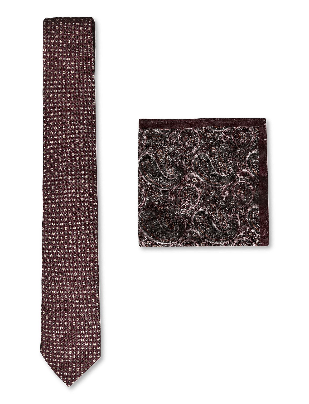 Amanda Christensen - Tie & Pocket