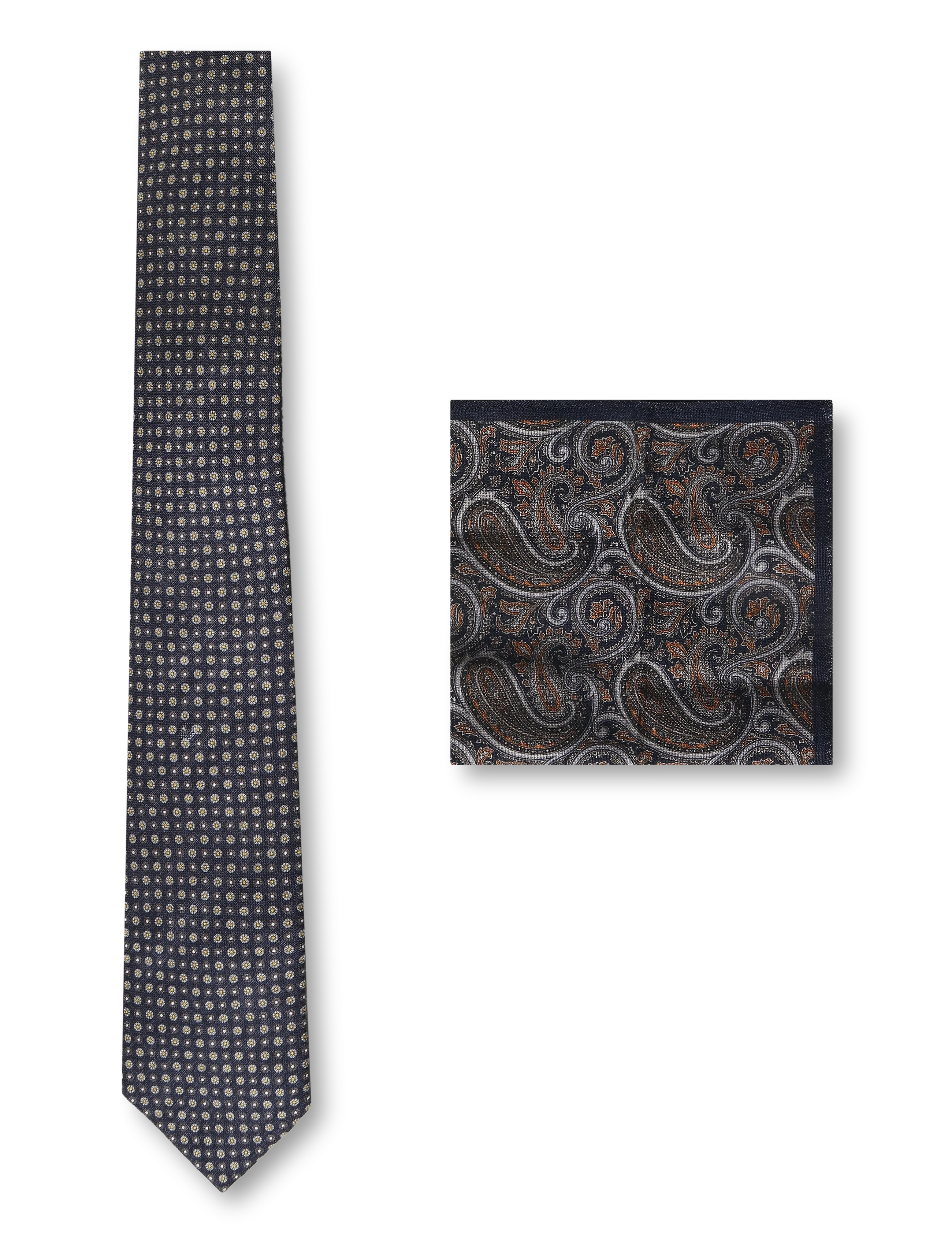 Amanda Christensen - Tie & Pocket