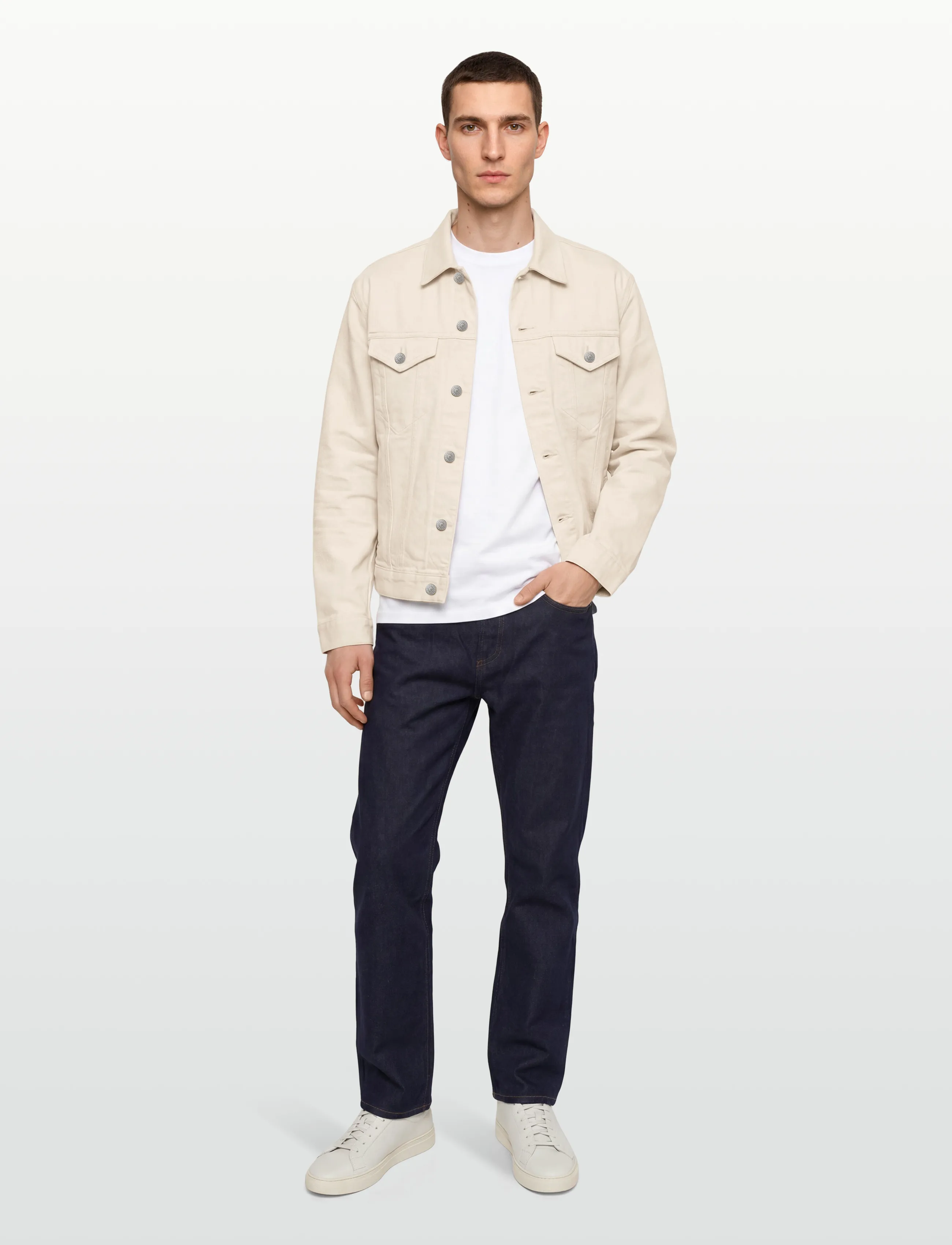 American Eagle Ecru Classic Denim Trucker Jacket, S, Cream, Denim > Unlined Denim Jackets, Herre