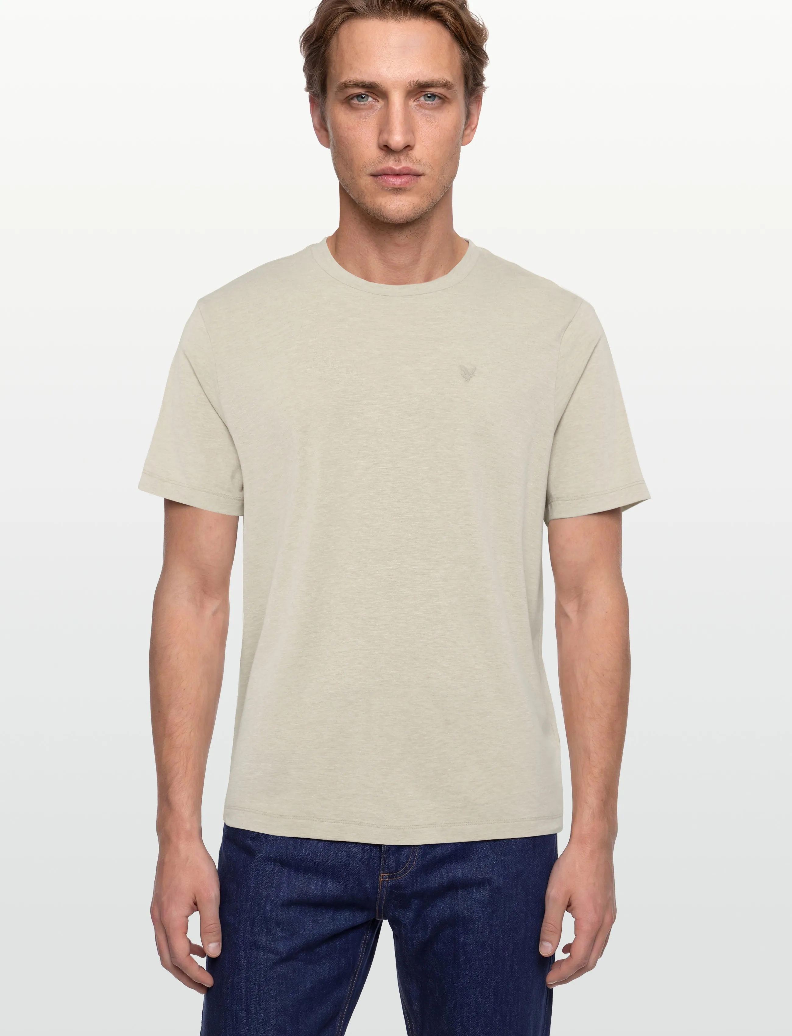 American Eagle - K- CULLEN TEE STANDARD FIT - EOE + SERIOUSLY SOFT WASH - short-sleeved t-shirts - beige - 3