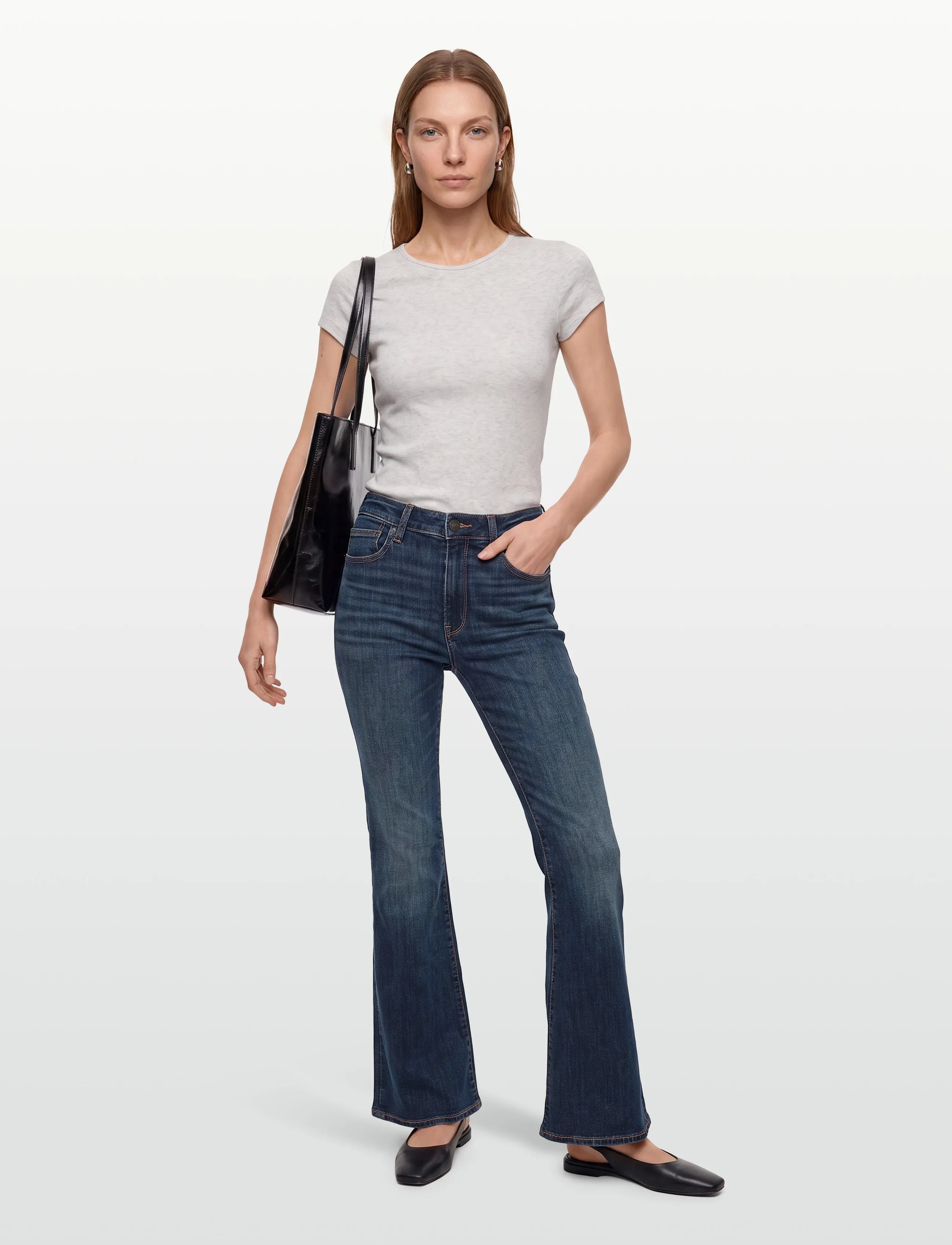 American Eagle SUPER HIGH RISE FLARE JEANS - Tøj - CLASSIC MEDIUM / blue