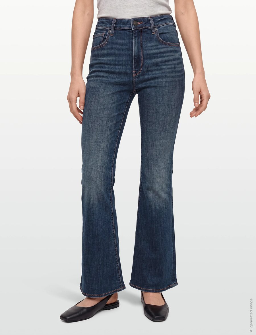 American Eagle - SUPER HIGH RISE FLARE JEANS - leveälahkeiset farkut - classic medium - 3