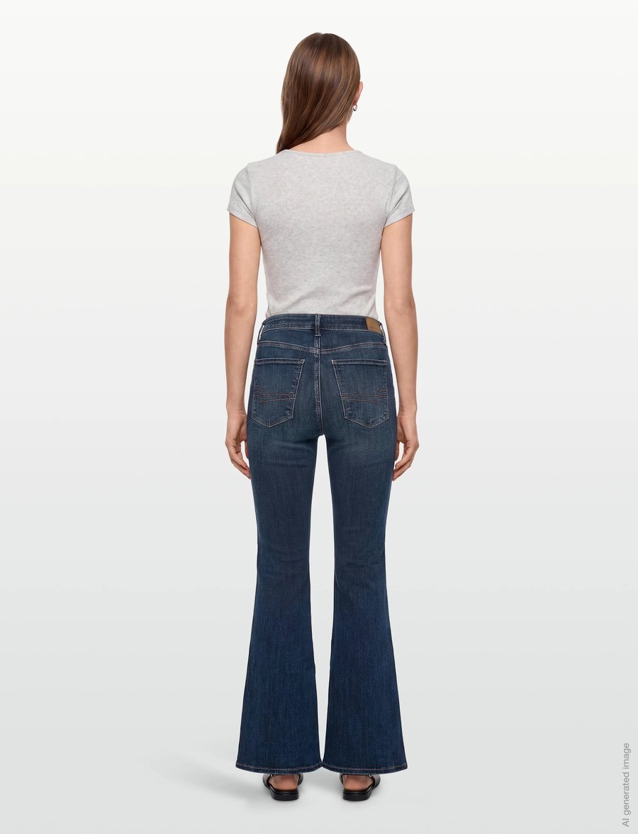 American Eagle - SUPER HIGH RISE FLARE JEANS - leveälahkeiset farkut - classic medium - 4