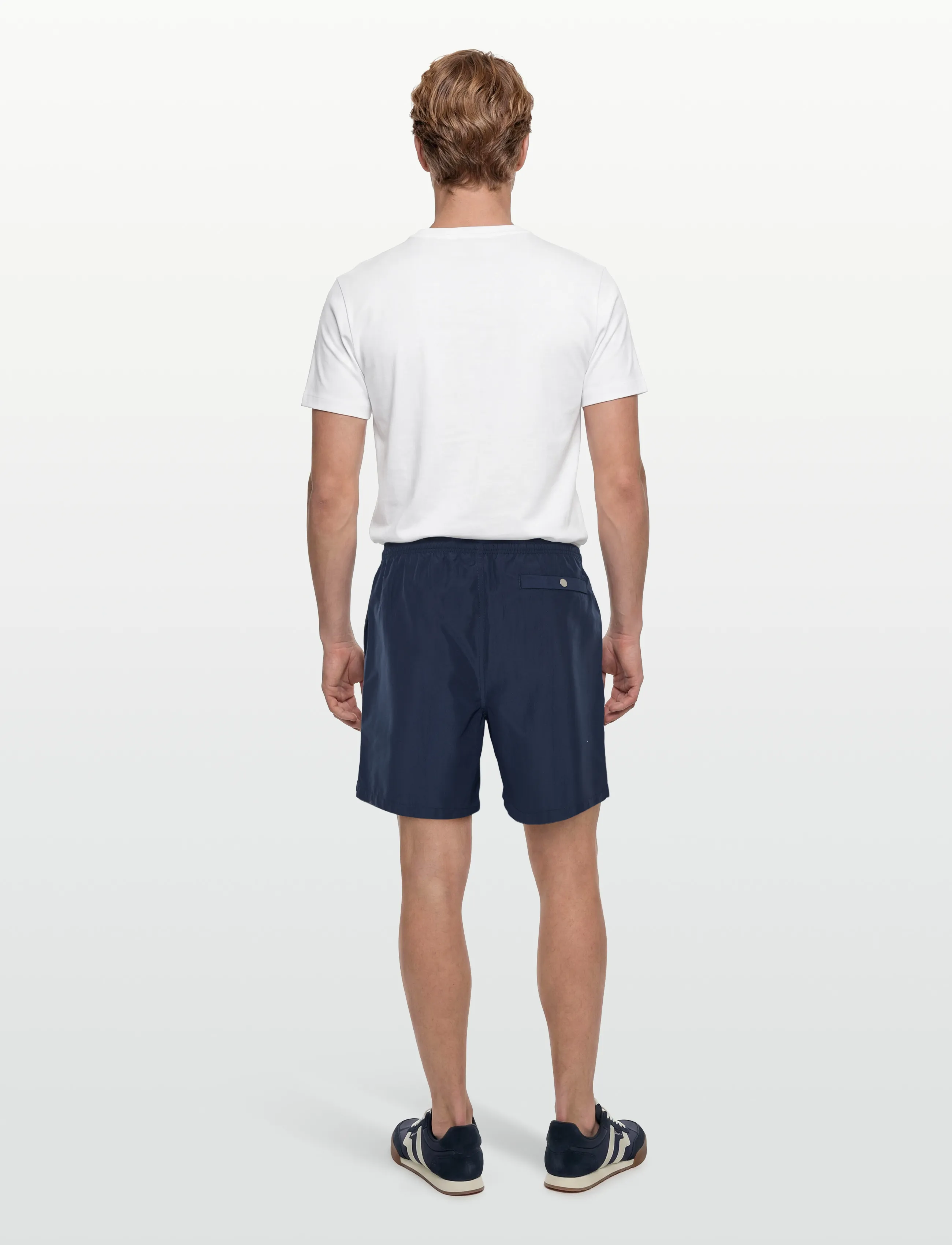AMI - Long Plain Swimshorts - peldšorti - blue - 4