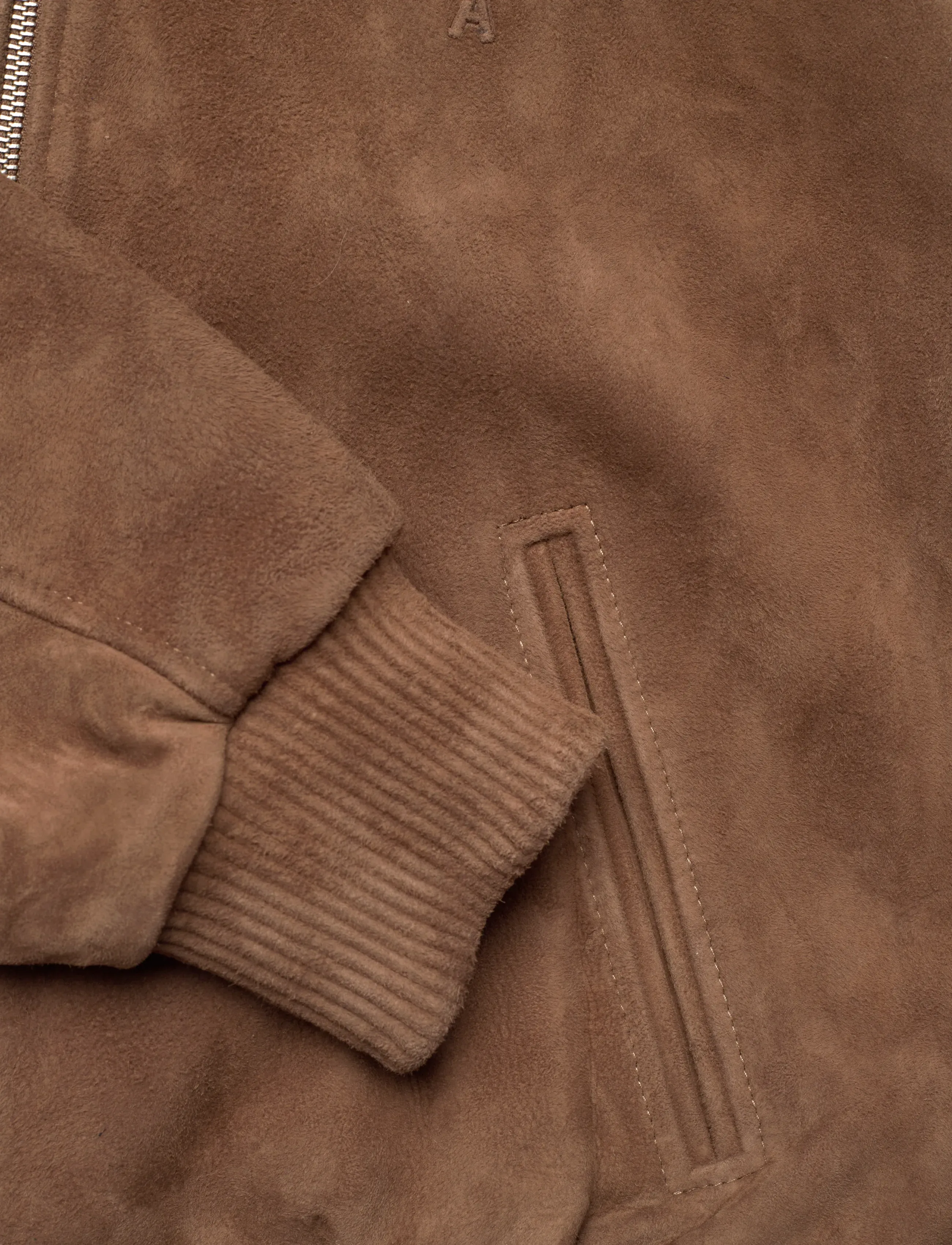 AMI - ZIPPED JACKET WITH EMBOSSED AMI DE COEUR - vårjackor - 216 : noisette - 3
