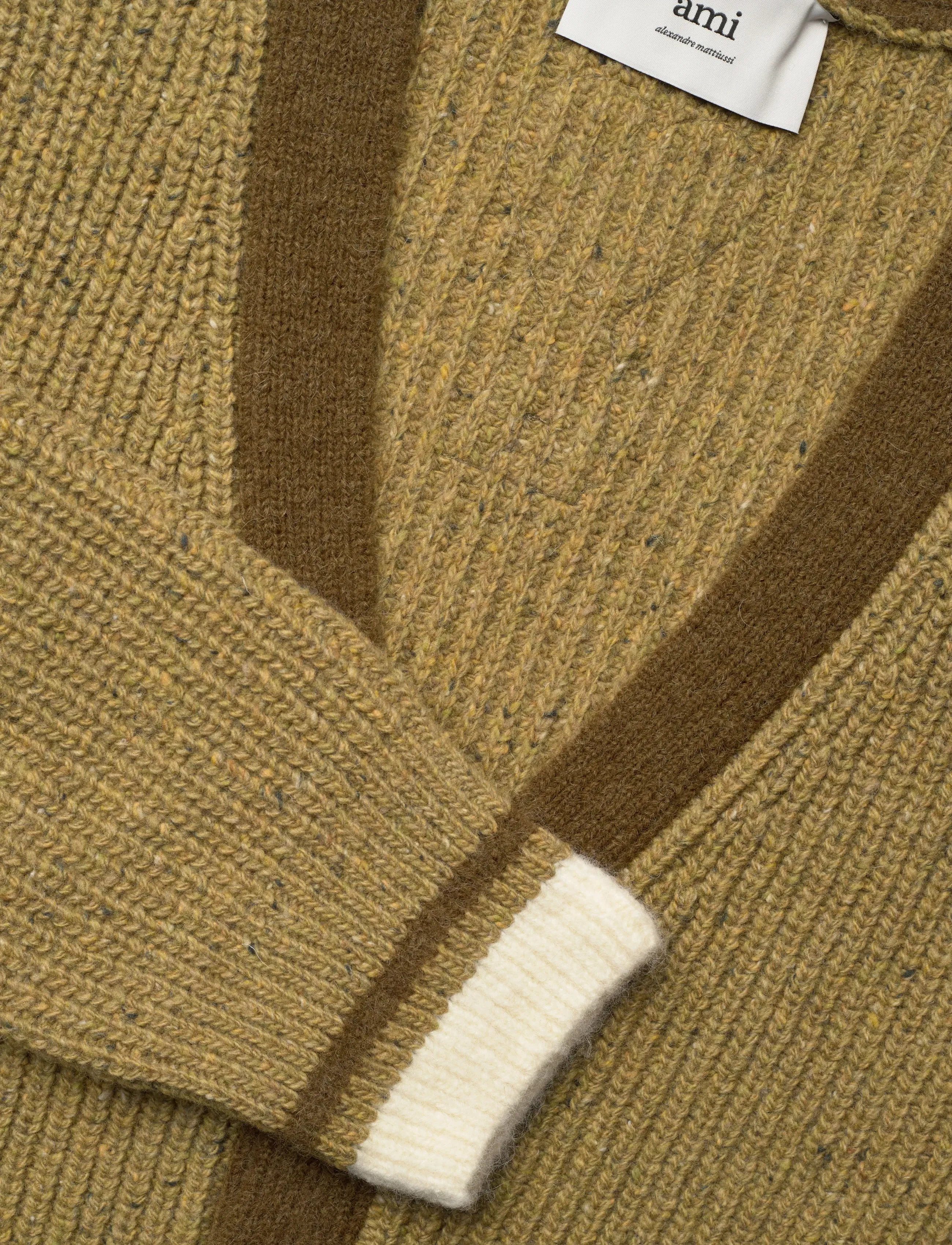 AMI - COLLEGE CARDIGAN - kardiganid - 374 : vert lichen - 2
