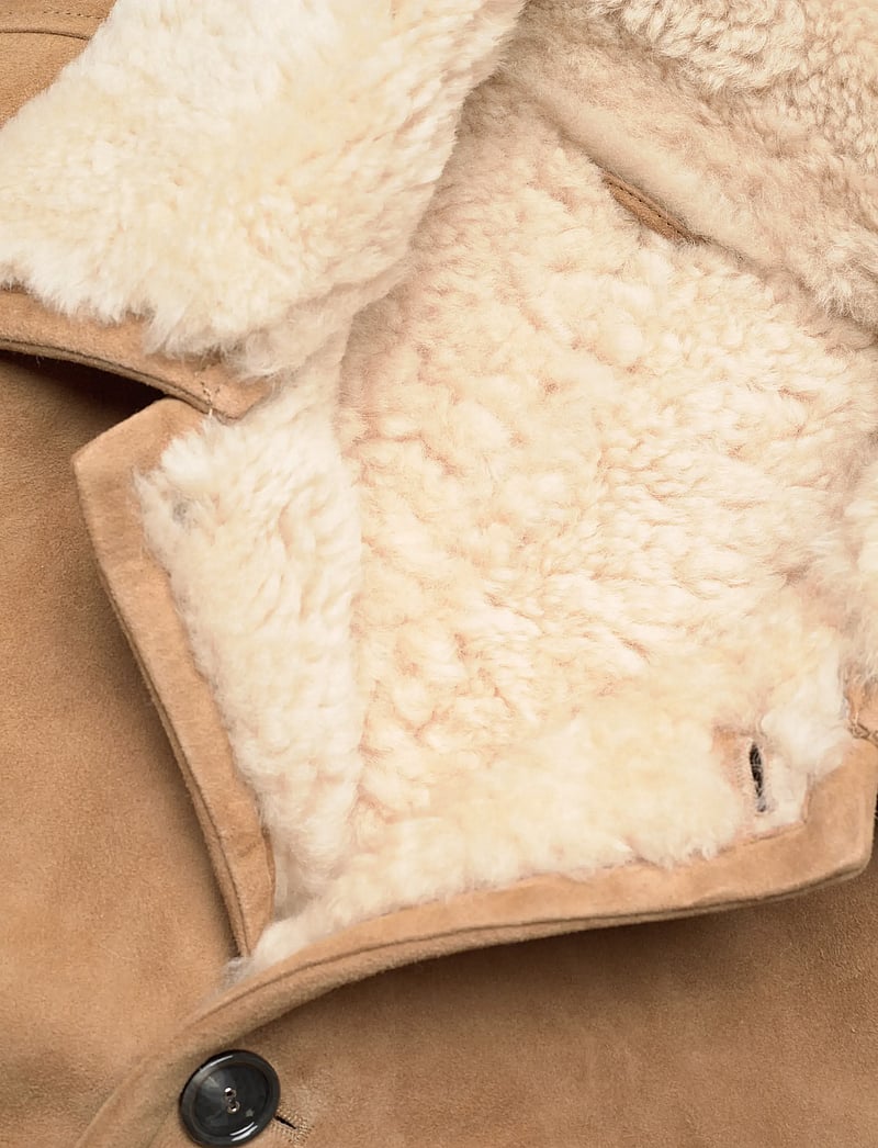 AMI - SHEARLING BUTTONNED JACKET - frühlingsjacken - 280 : camel - 2