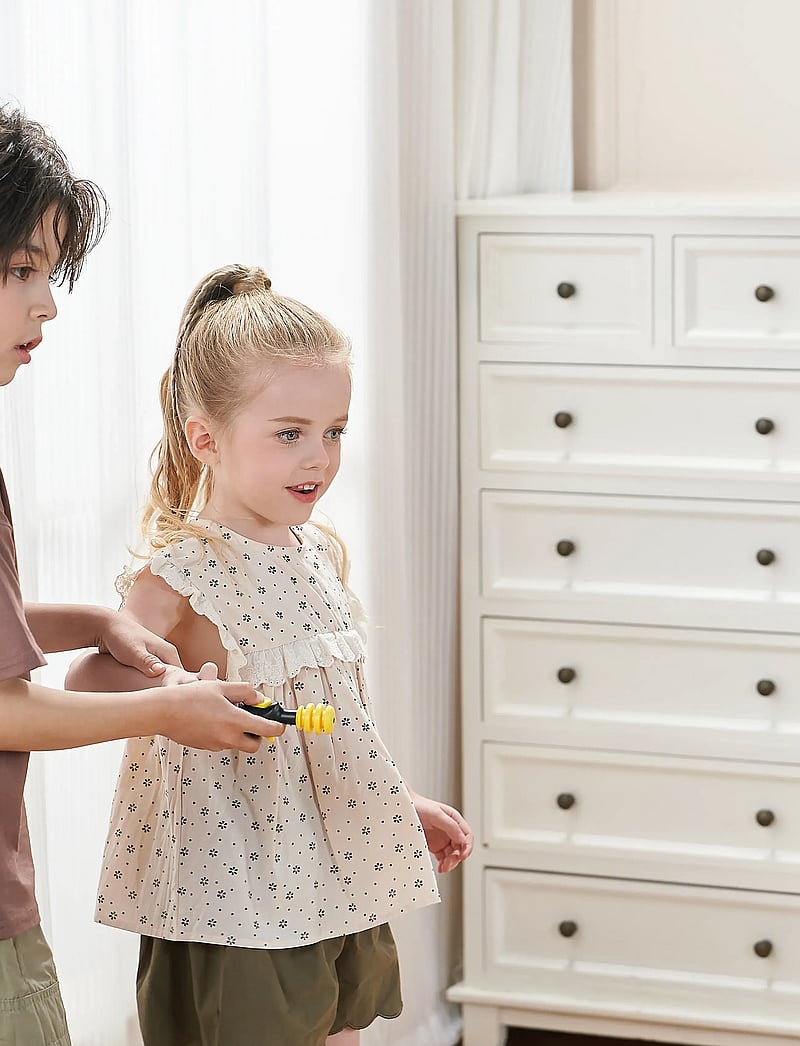 AMO - REVOLT Follow me Bee RC - radiostyrda leksaker - multicolor - 4