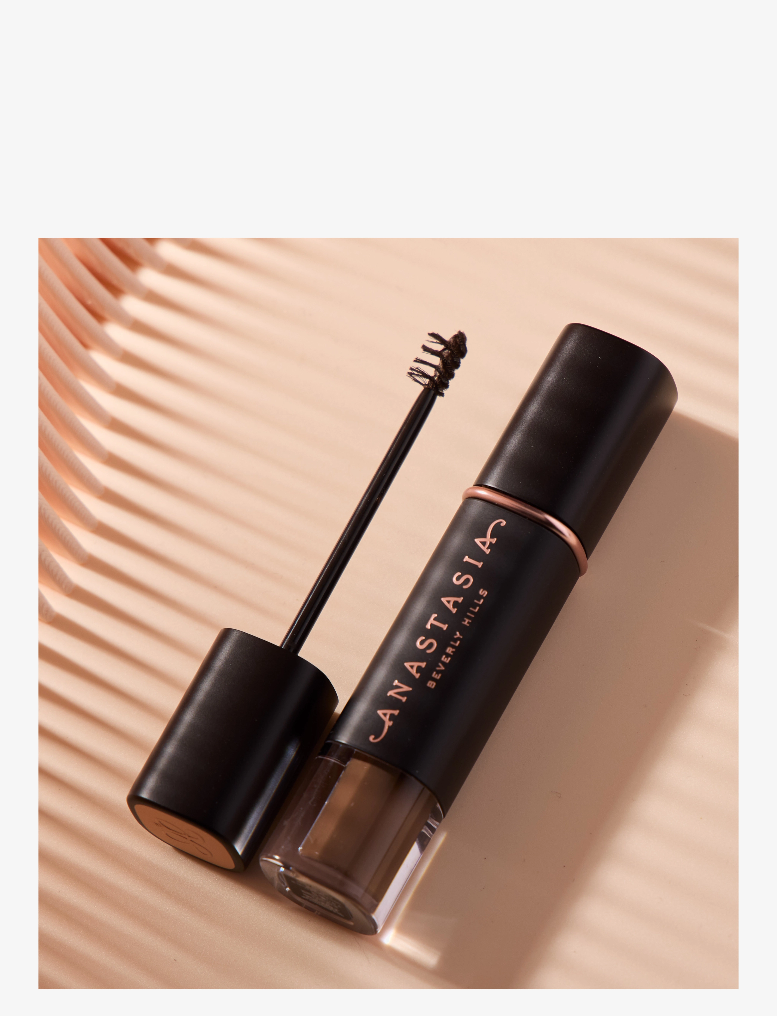 Anastasia Beverly Hills - Deluxe Mini Volumizing Tinted Brow Gel - Ebony - Øjne & bryn - ebony - 5