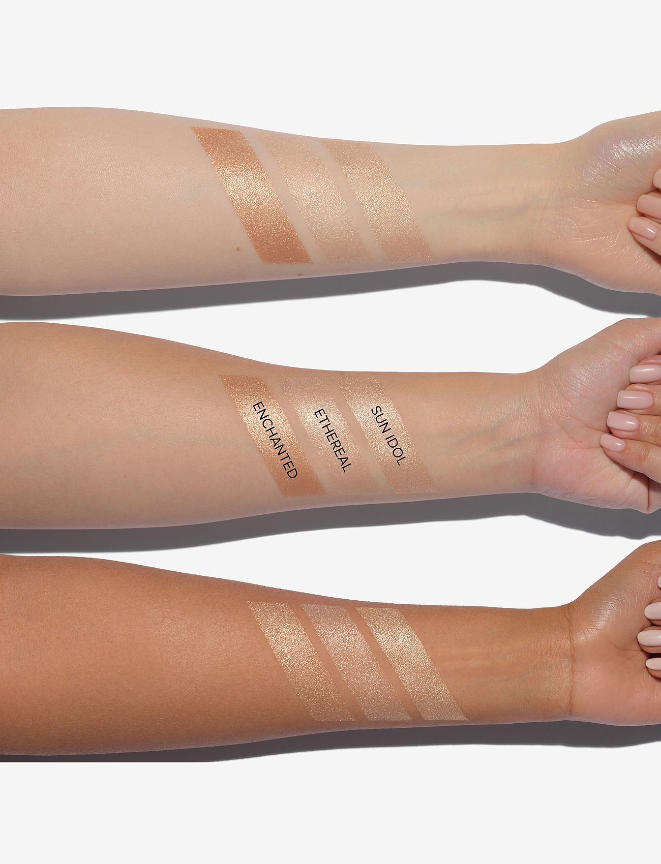 Anastasia Beverly Hills - Glow Seeker Highlighter - Enchanted - redo för date night - enchanted - 3