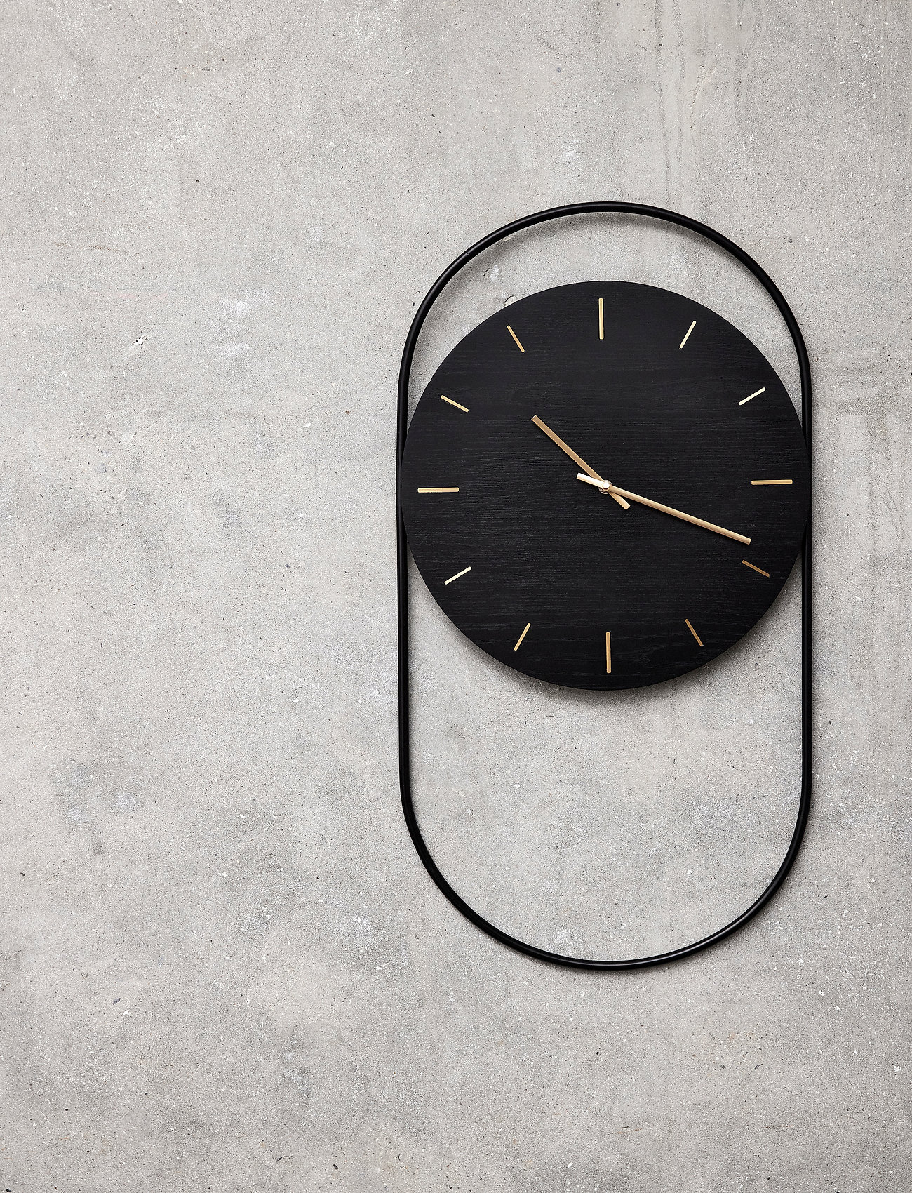 Andersen Furniture A-Wall Clock Black With Metal Ring, One Size, Watches, Schwarz - Wall Clocks, Homeware