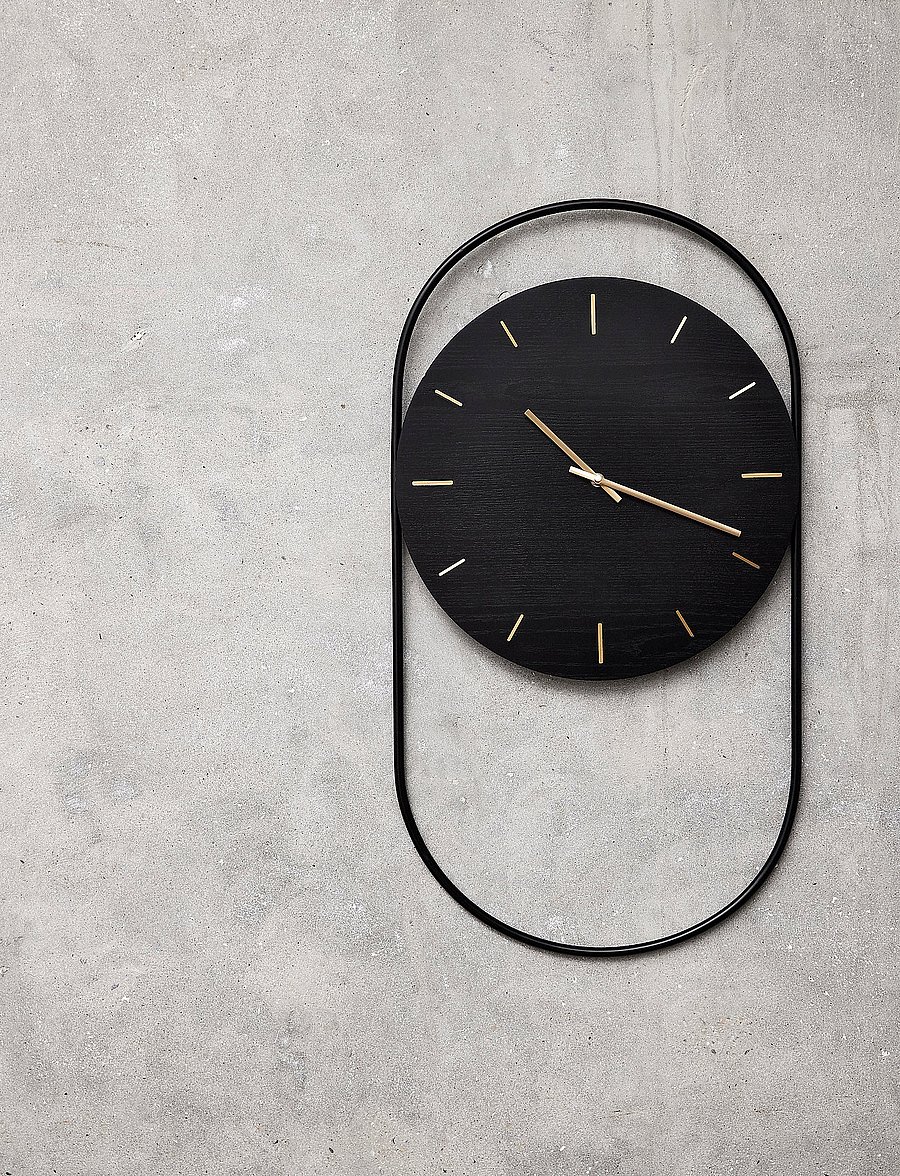 Andersen Furniture - A-Wall Clock Black with black metal ring - wanduhren - black - 0