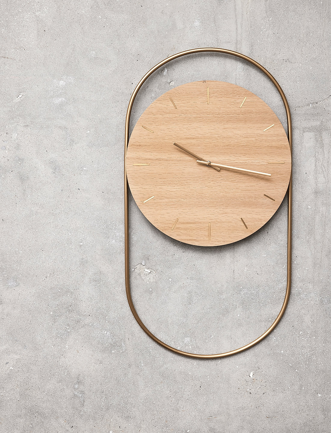 Andersen Furniture - A-Wall Clock Oak with brass ring - wanduhren - no color - 4