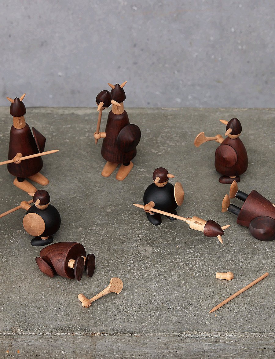Andersen Furniture - The vikings of Denmark - puidust kujud - brown - 3