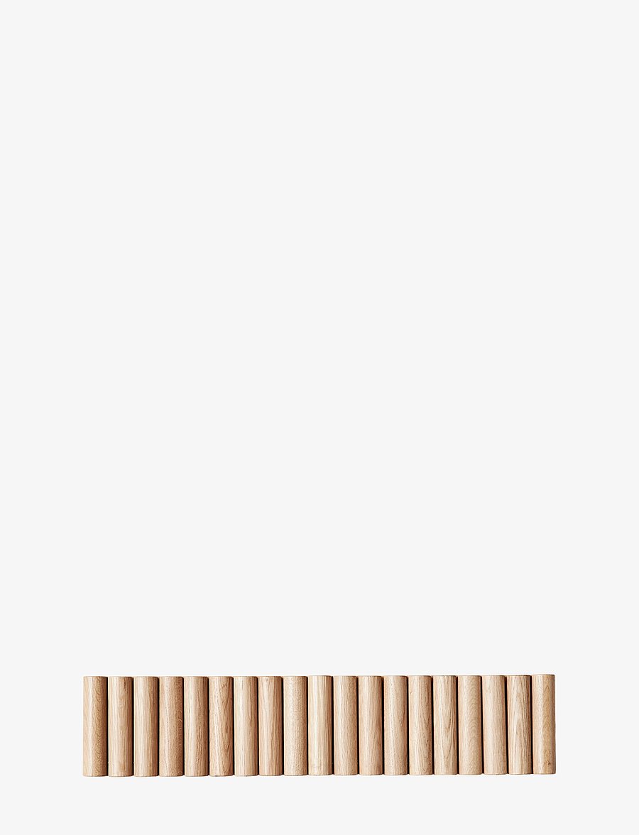 Andersen Furniture - Mono - mantlinagid ja riiulid - oak - 2