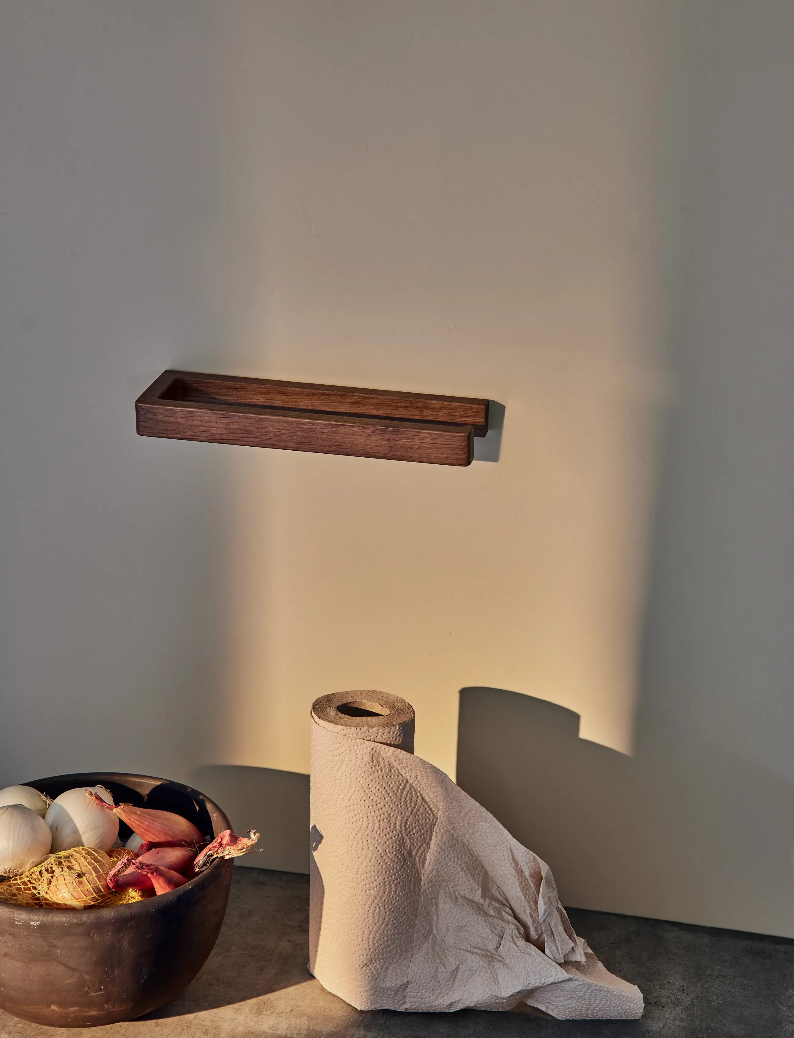 Andersen Furniture Paper Towel Holder 2, One Size, Kitchen, Braun - Household Paperholder, Homeware