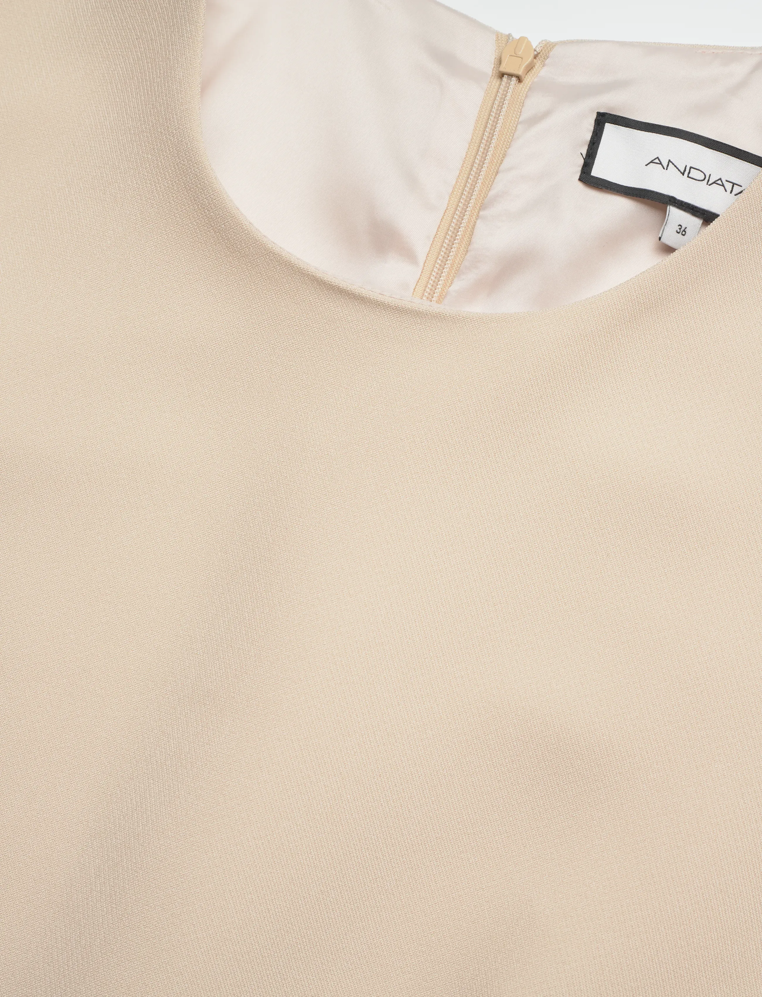 Andiata - Kacey - t-shirtklänningar - latte beige - 5