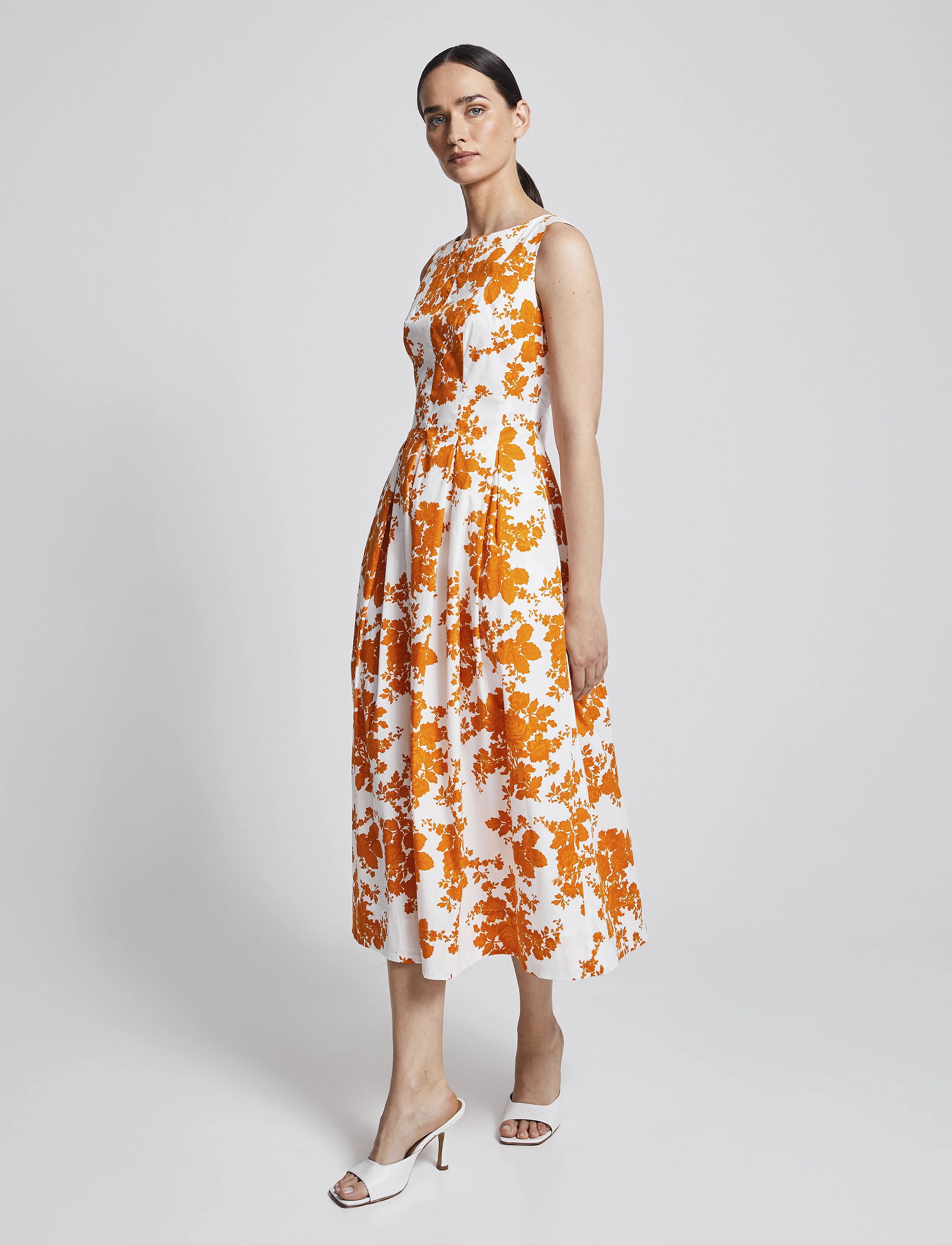 Andiata - Julitta V dress - floral print - 5